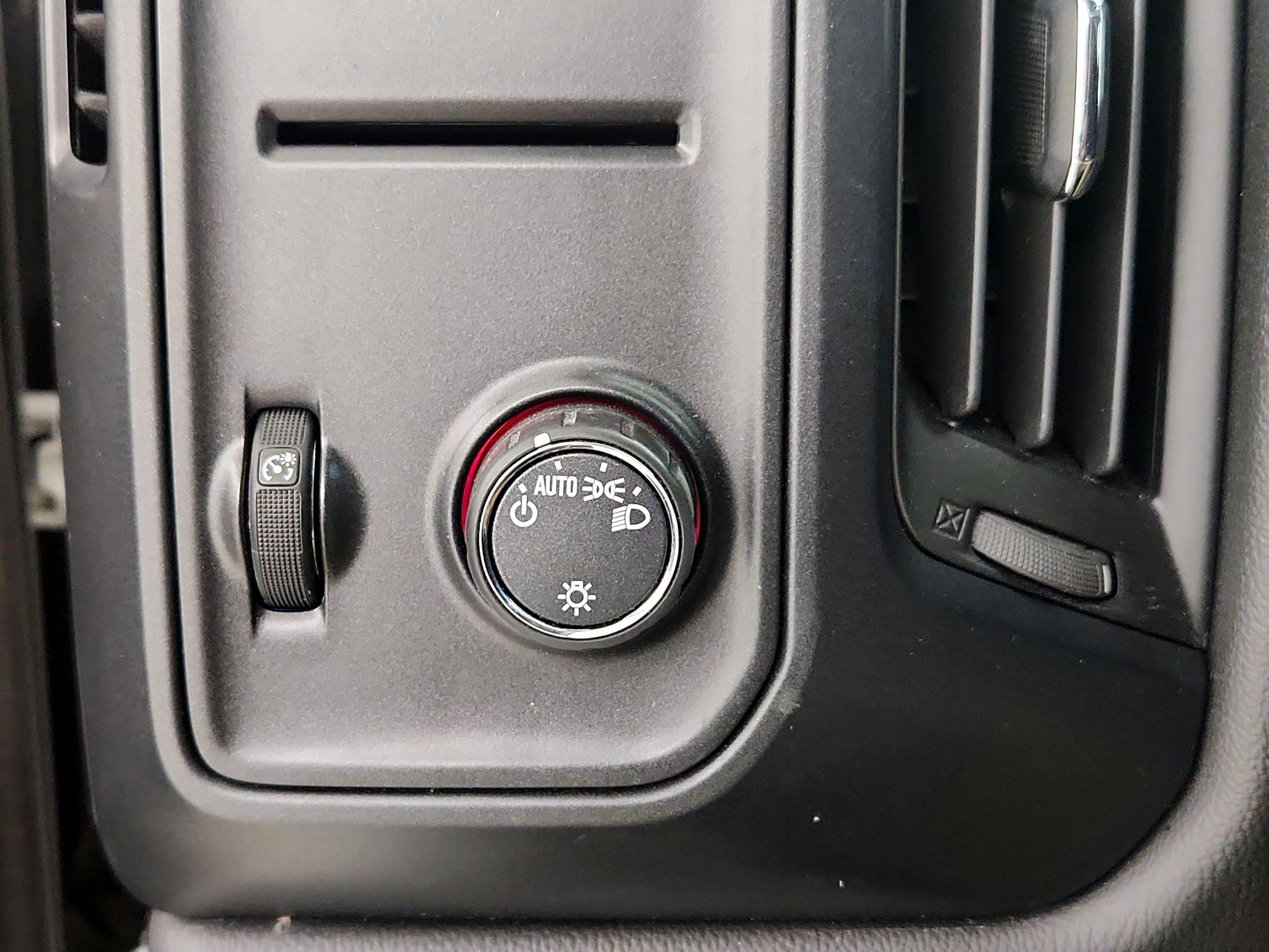 Thumbnail: 2014 GMC Sierra 1500 - 13