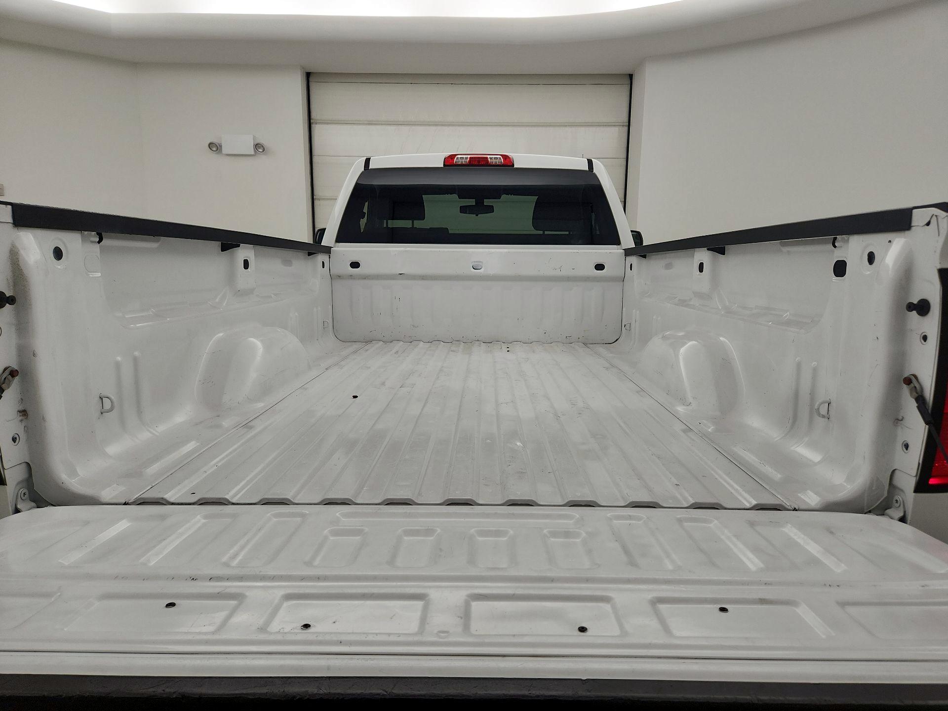 Thumbnail: 2014 GMC Sierra 1500 - 17