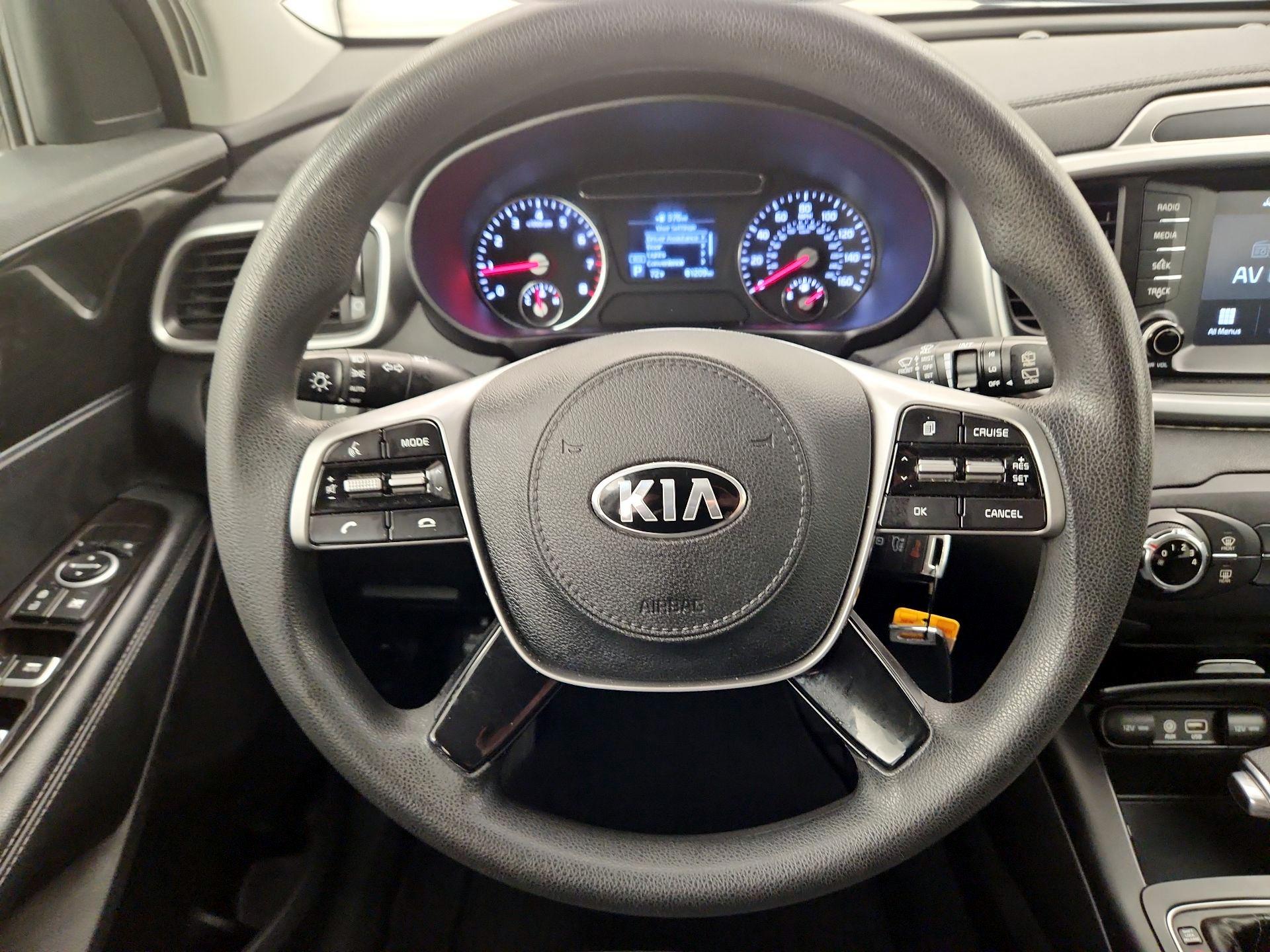 Thumbnail: 2019 Kia Sorento - 10