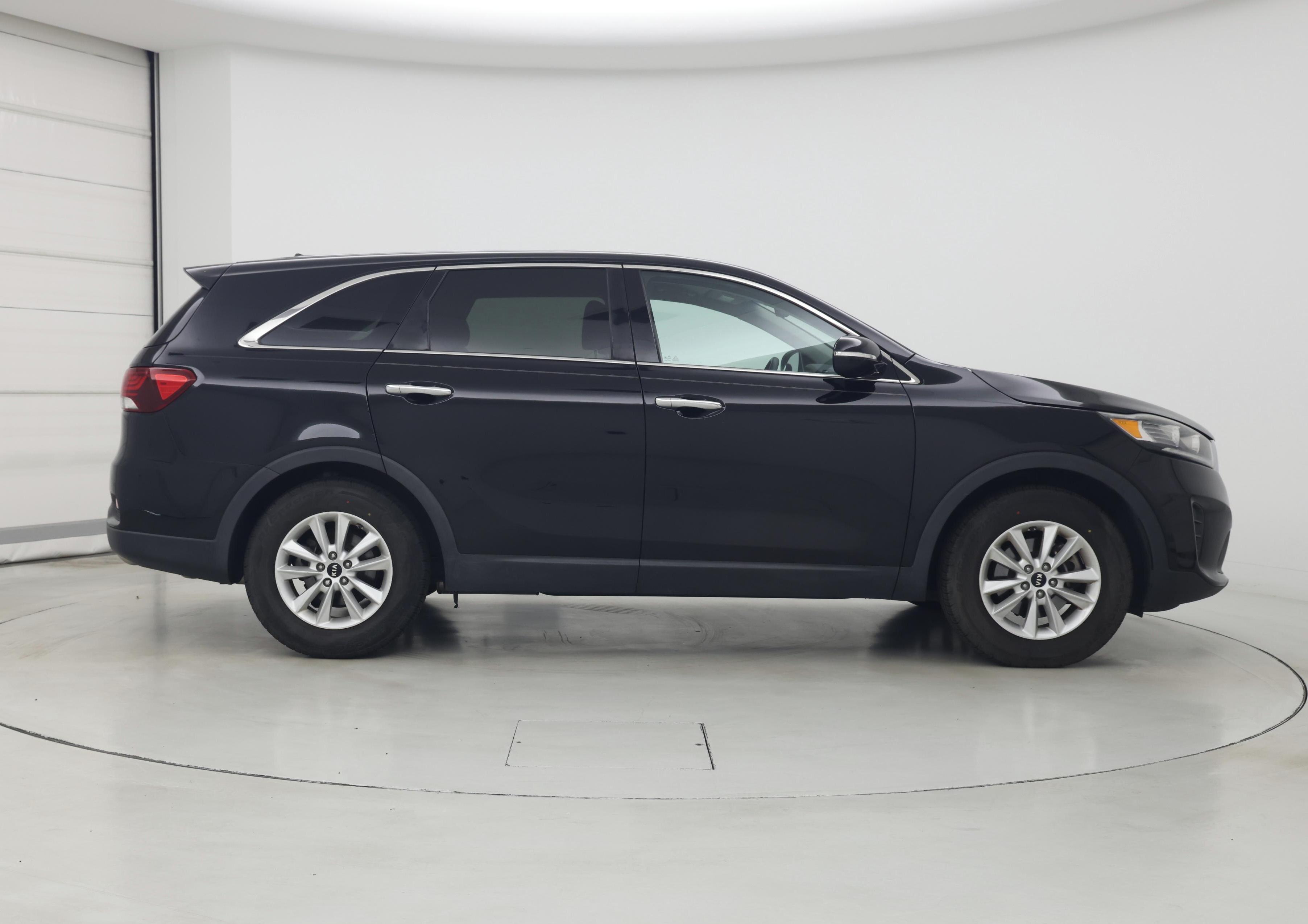 Thumbnail: 2019 Kia Sorento - 7