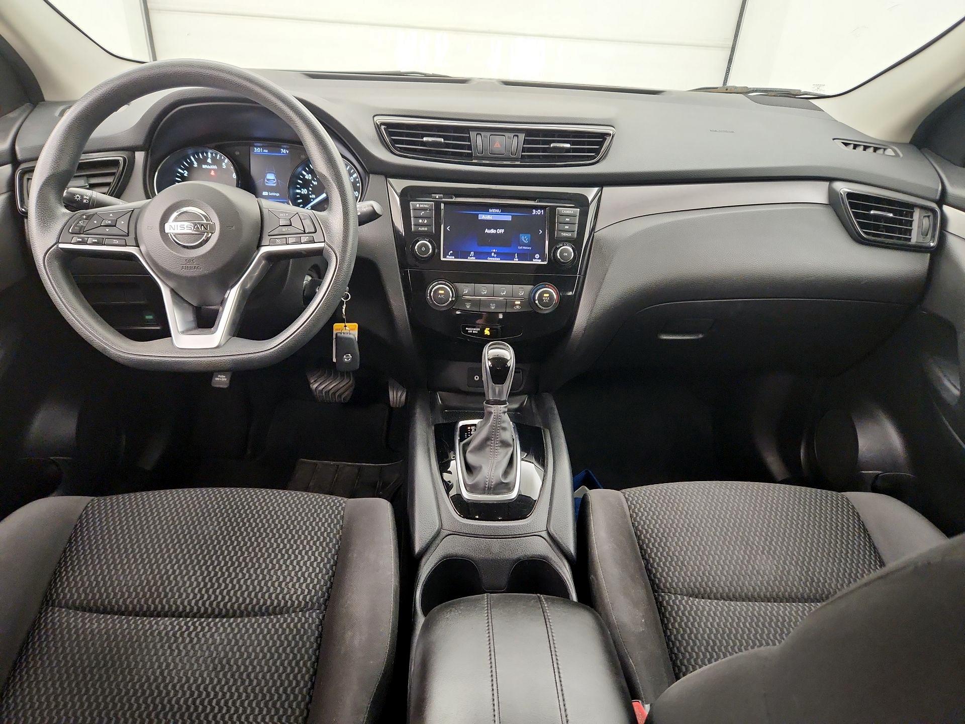 Thumbnail: 2019 Nissan Rogue Sport - 9