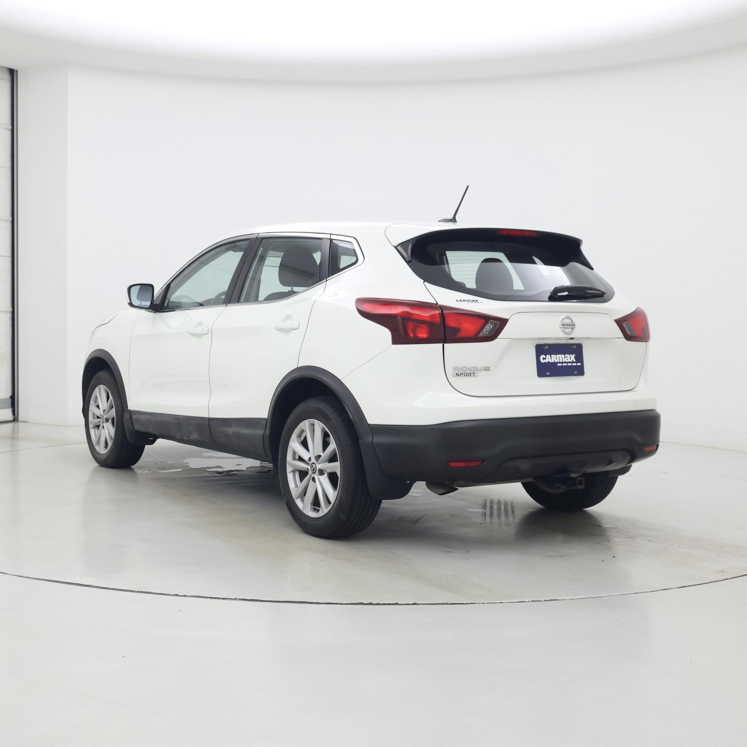 Thumbnail: 2019 Nissan Rogue Sport - 2