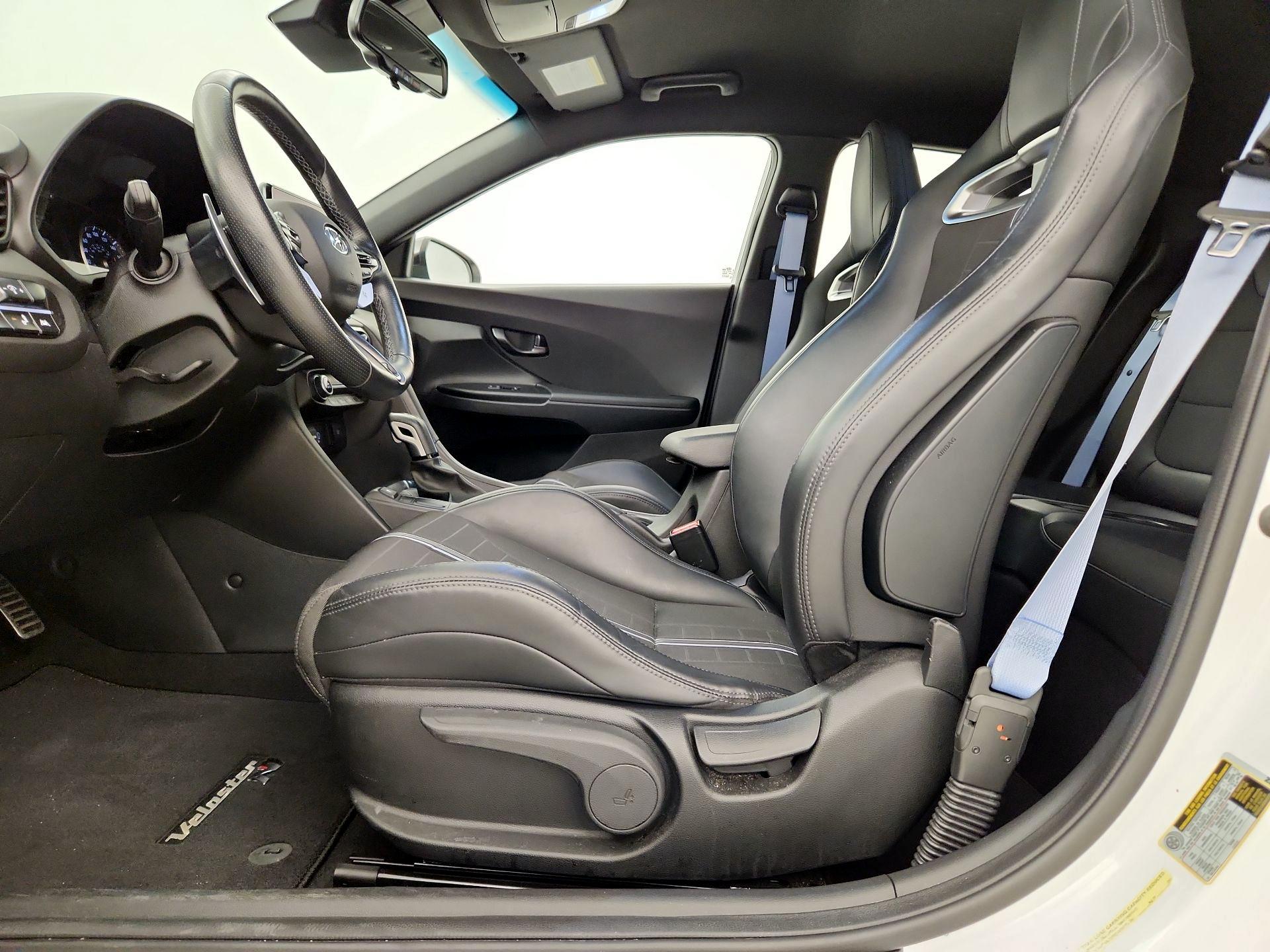 Thumbnail: 2021 Hyundai Veloster - 11
