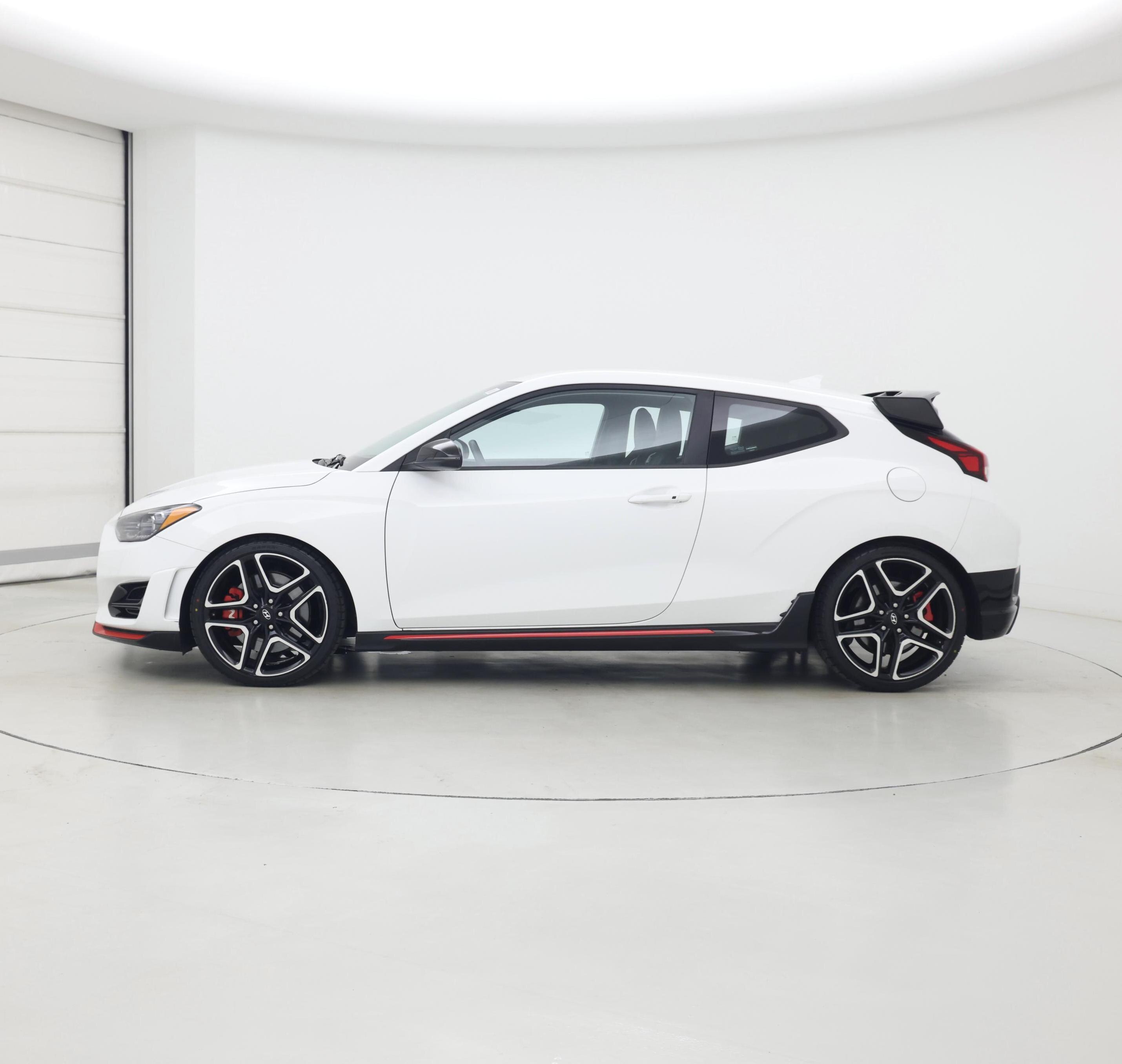Thumbnail: 2021 Hyundai Veloster - 3