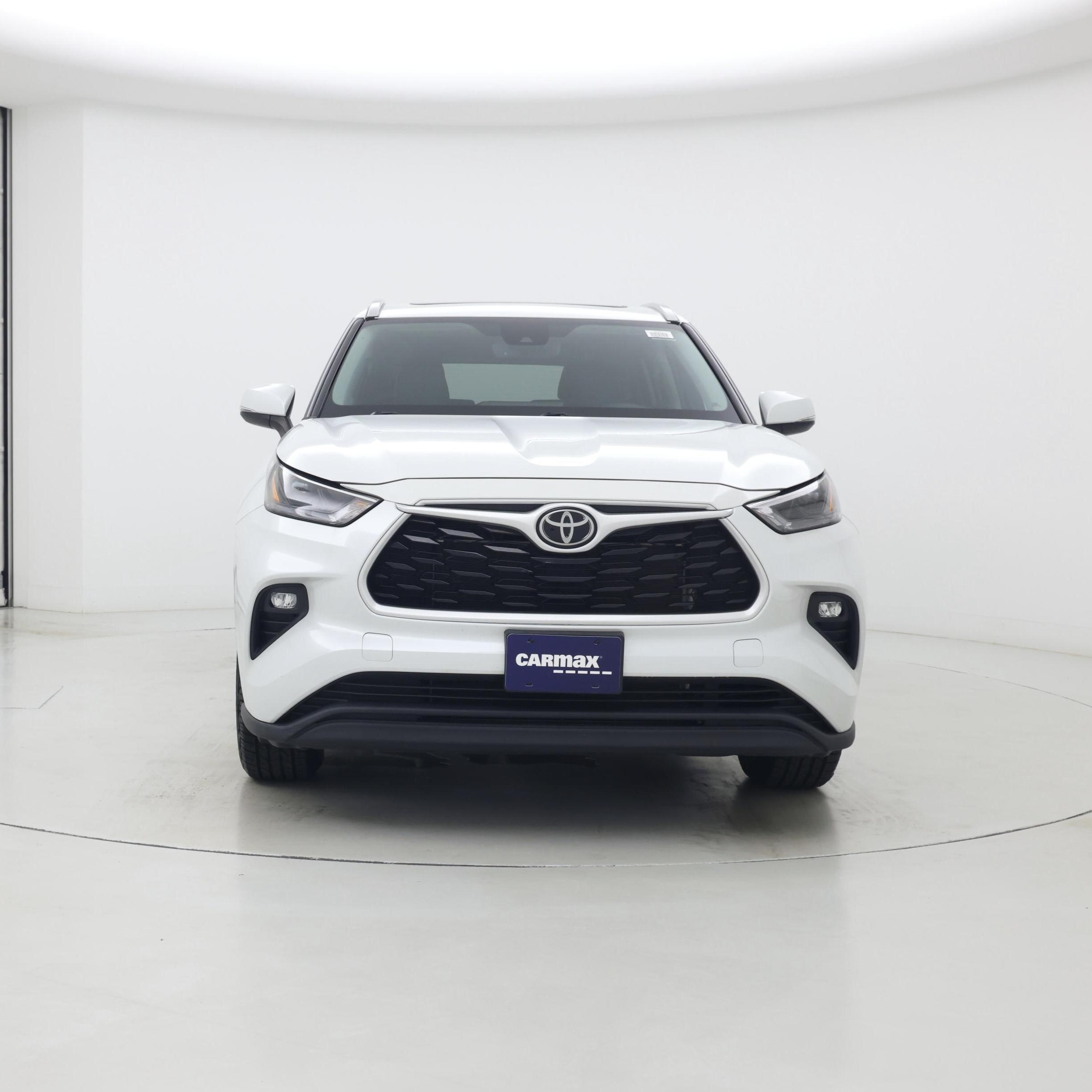 Thumbnail: 2022 Toyota Highlander - 5