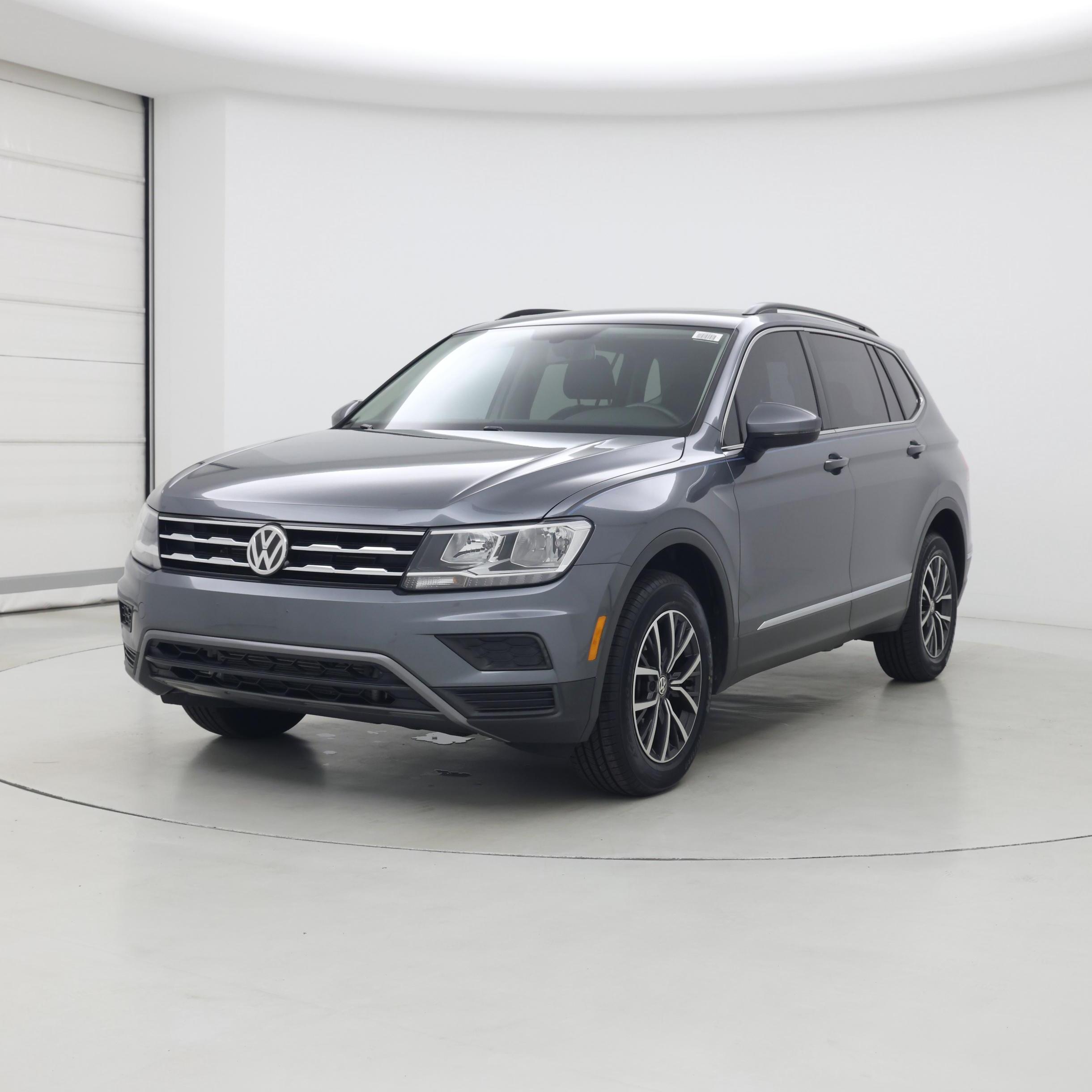 Thumbnail: 2020 Volkswagen Tiguan - 4