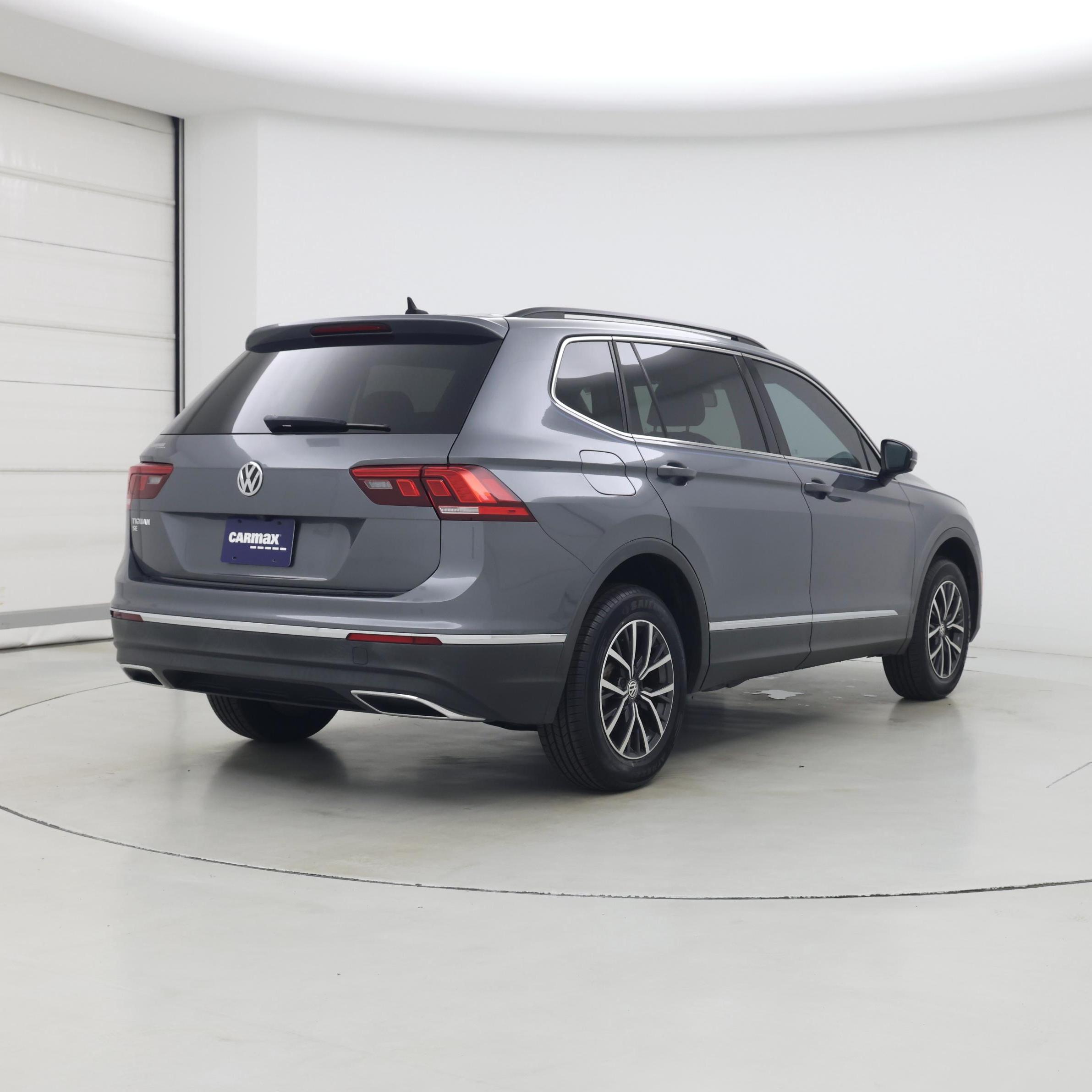 Thumbnail: 2020 Volkswagen Tiguan - 8