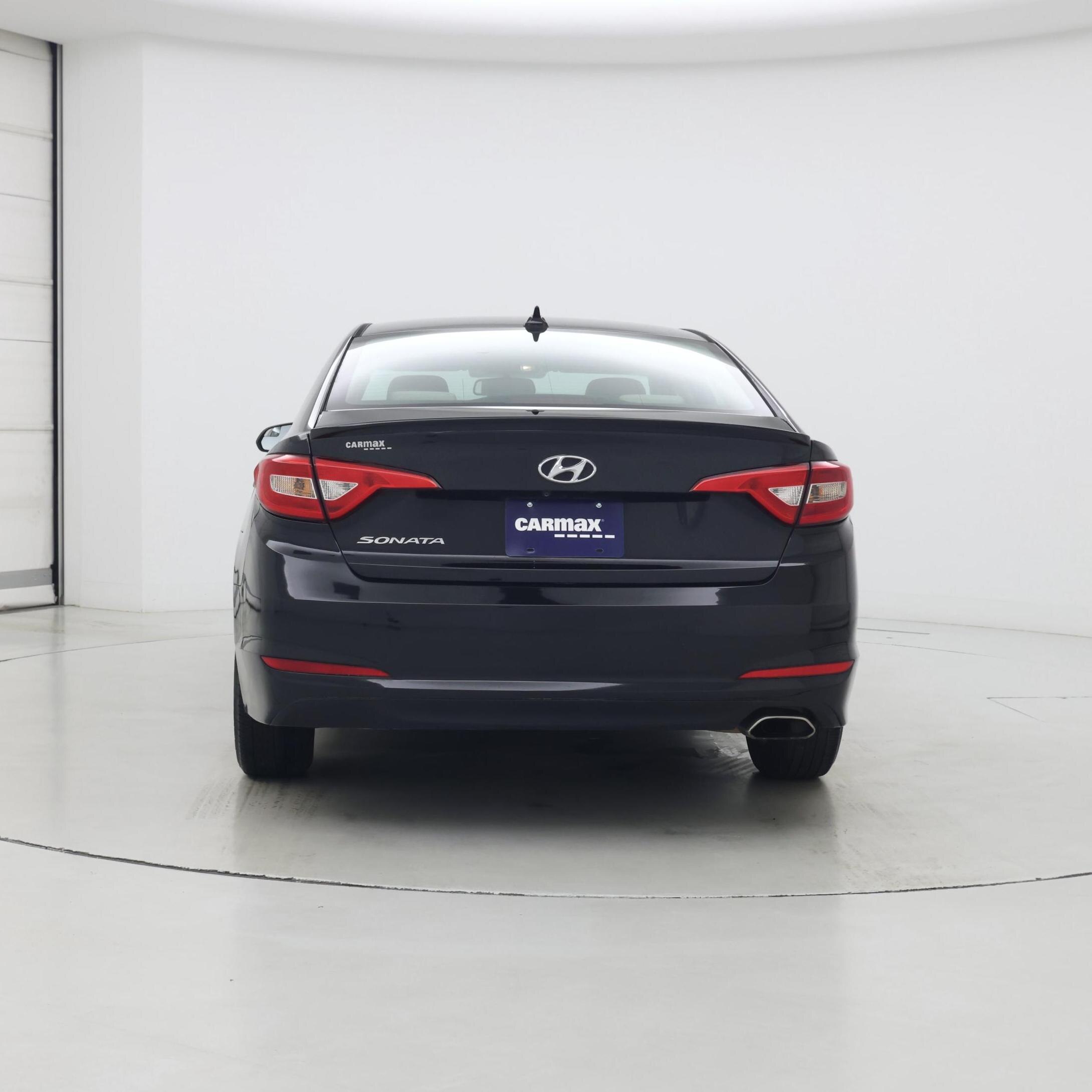 Thumbnail: 2015 Hyundai Sonata - 6