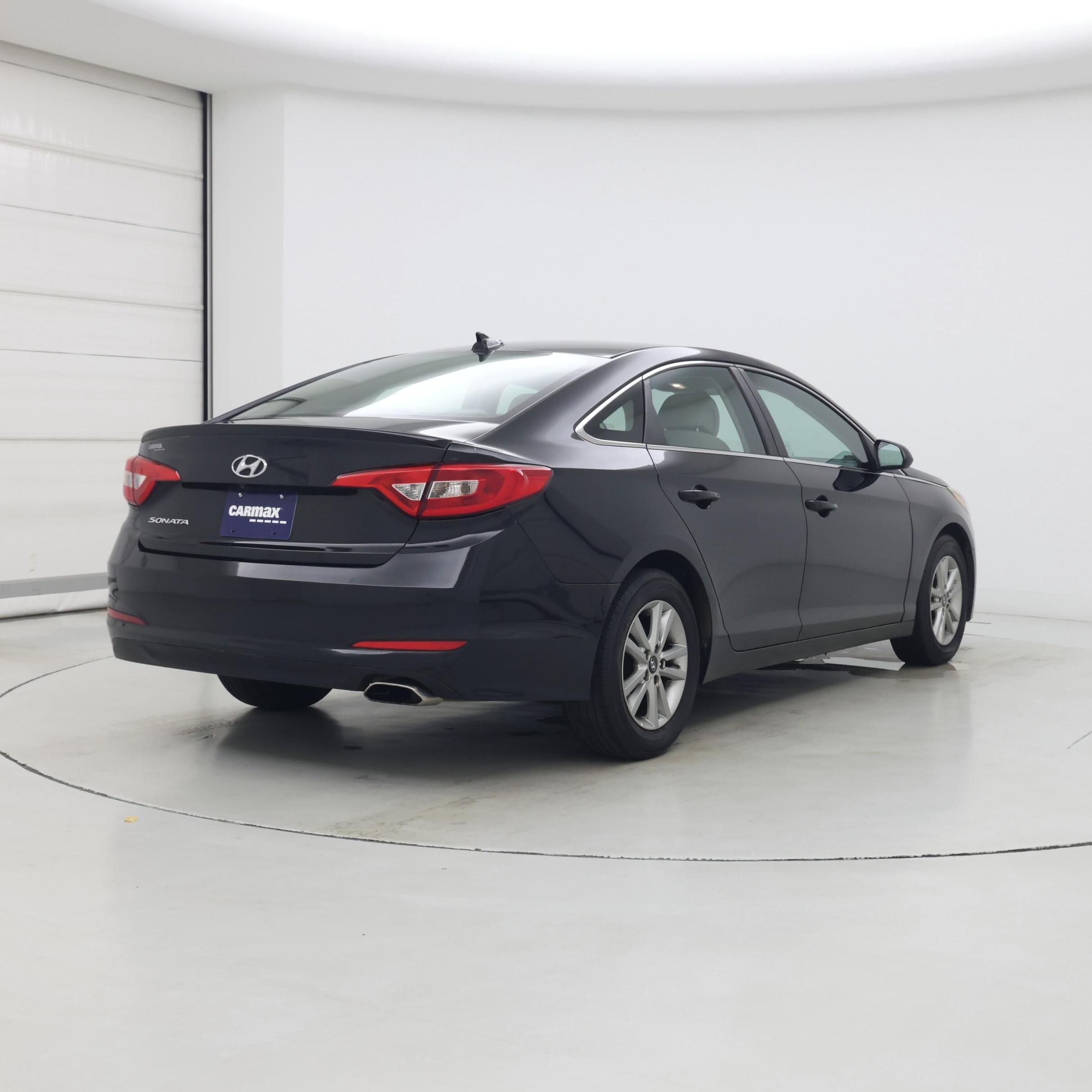 Thumbnail: 2015 Hyundai Sonata - 8