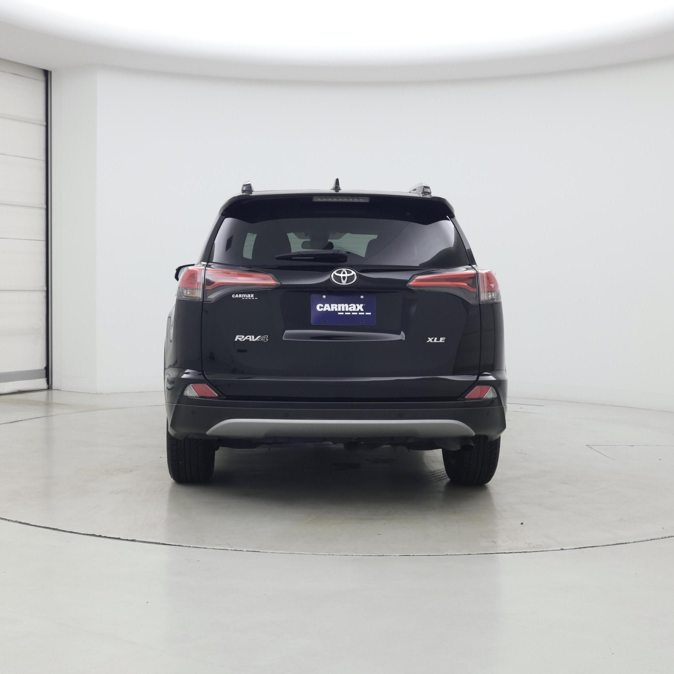 Thumbnail: 2018 Toyota RAV4 - 6