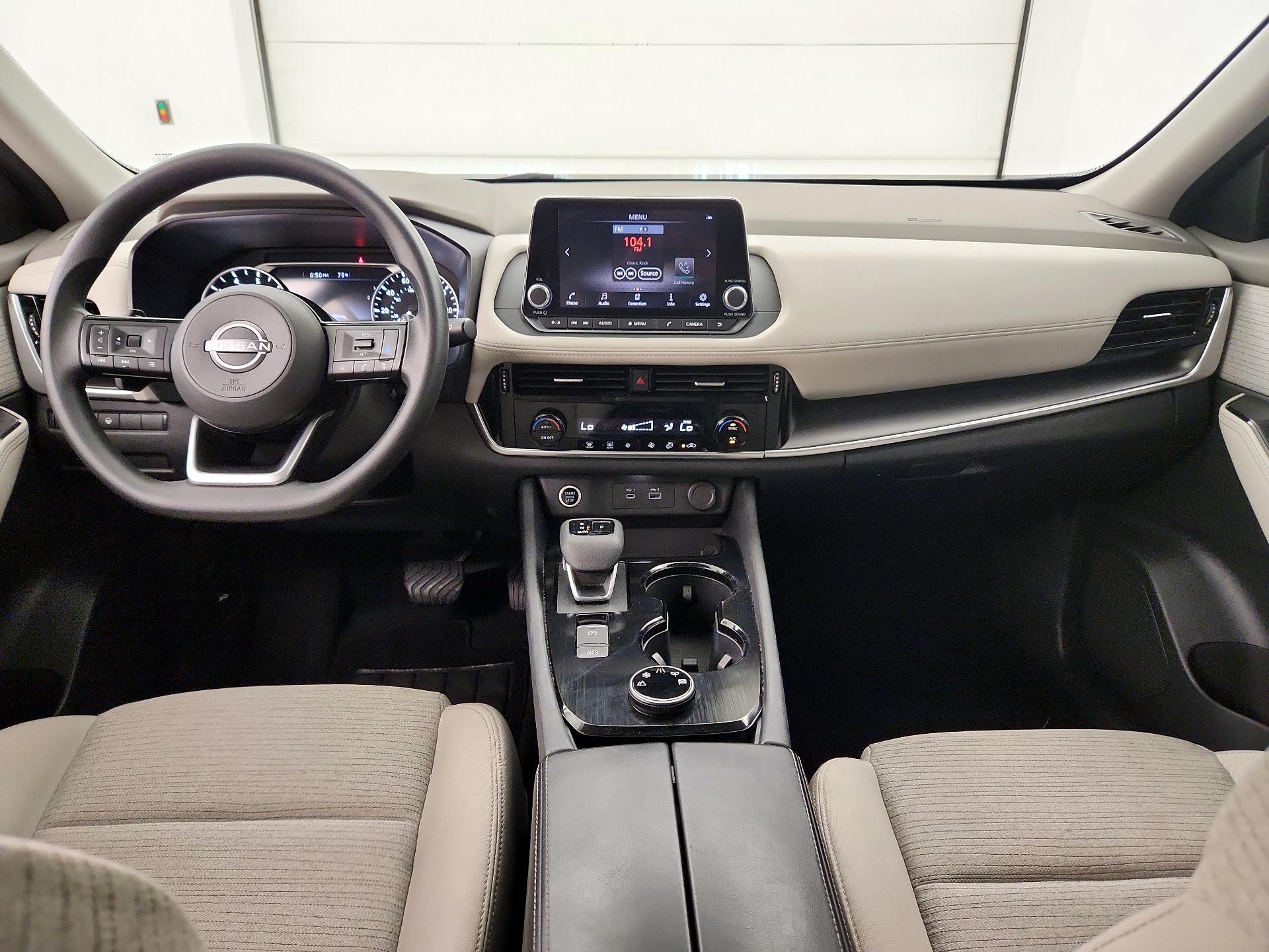 Thumbnail: 2022 Nissan Rogue - 9
