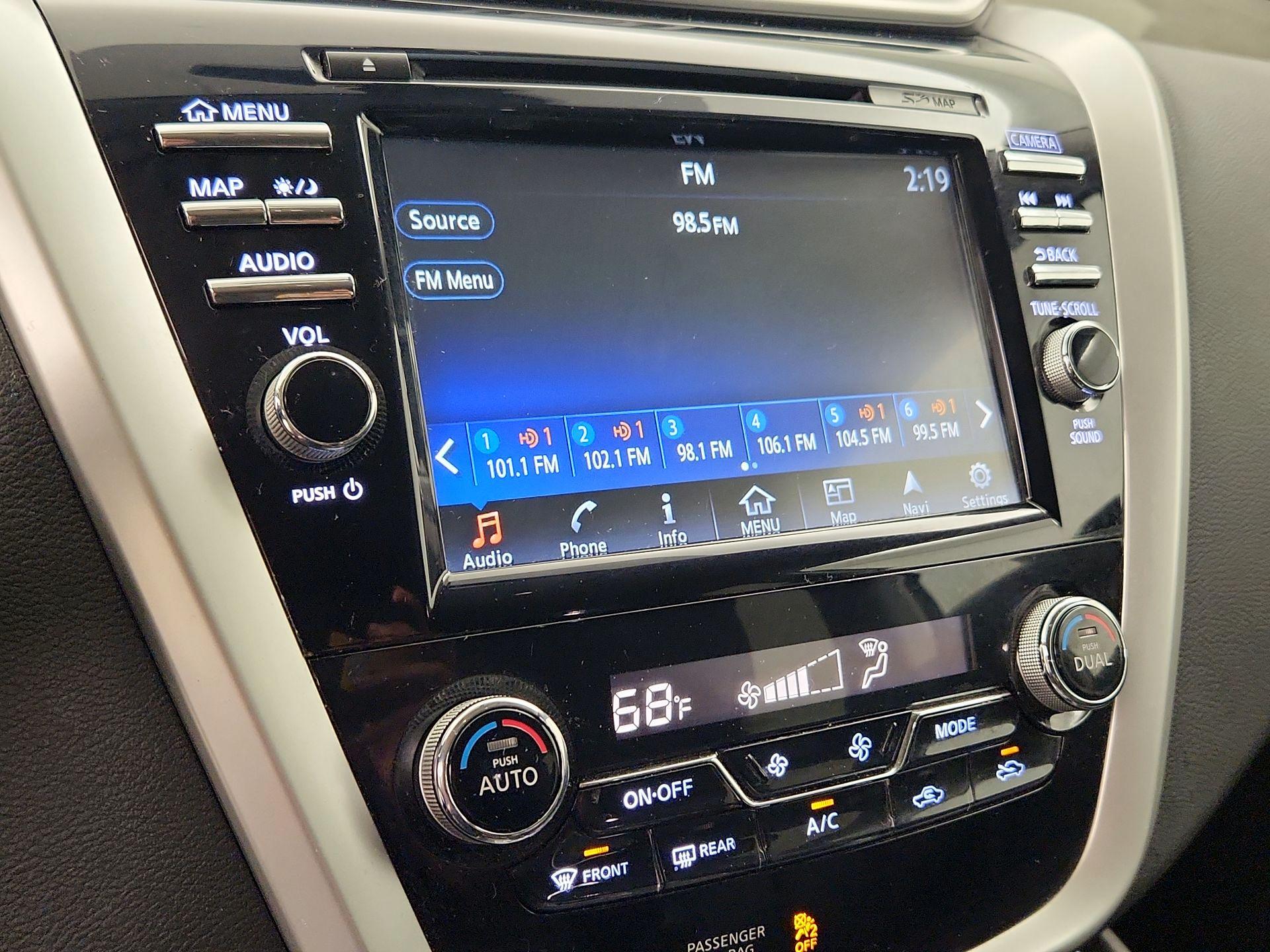 Thumbnail: 2016 Nissan Murano - 16