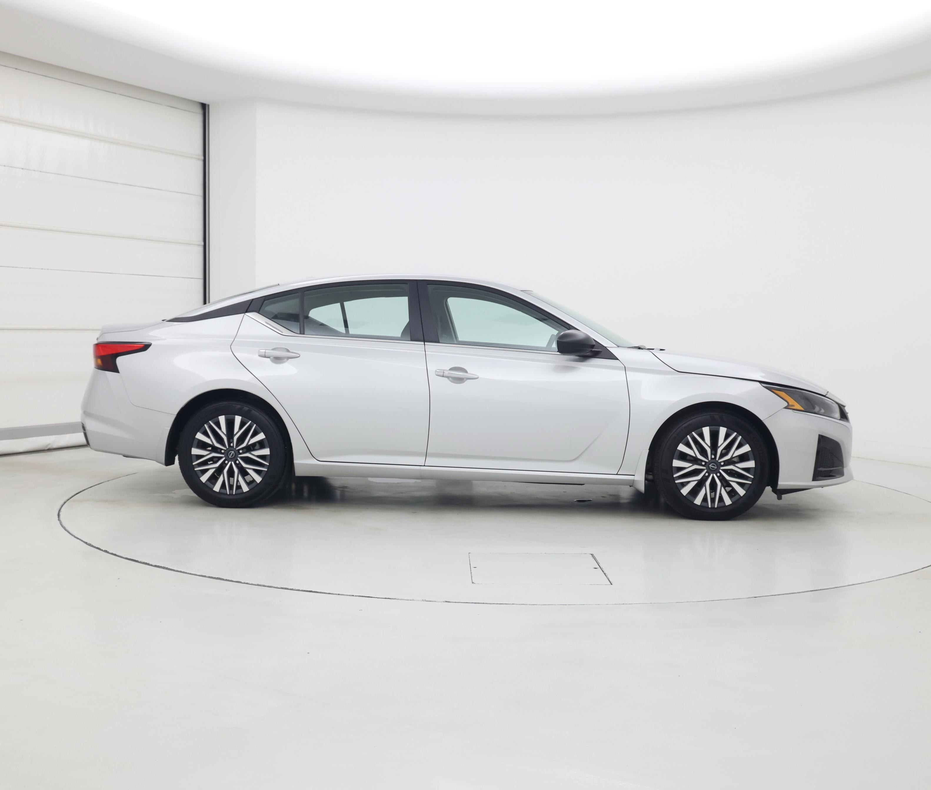 Thumbnail: 2024 Nissan Altima - 7