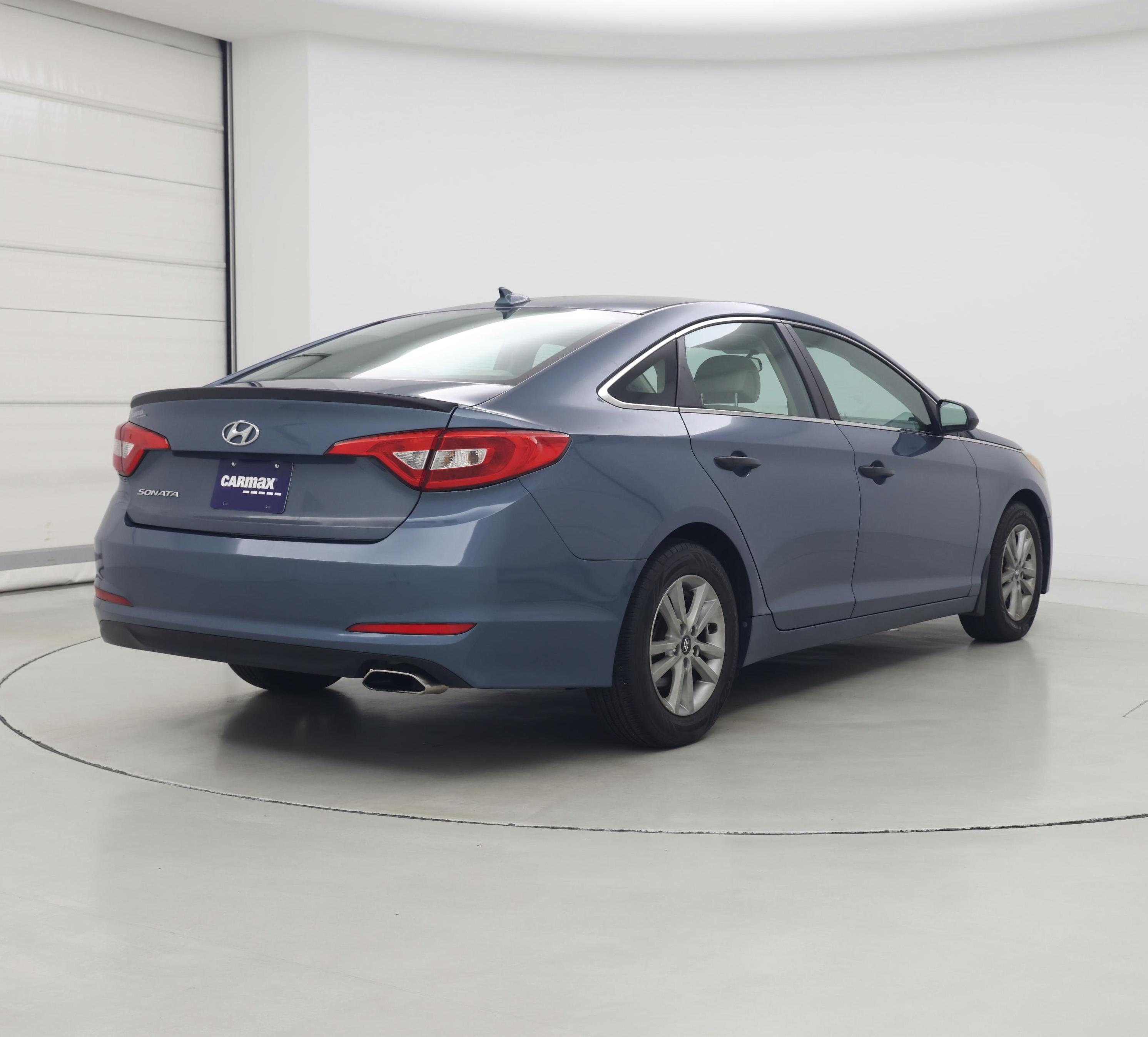 Thumbnail: 2015 Hyundai Sonata - 8