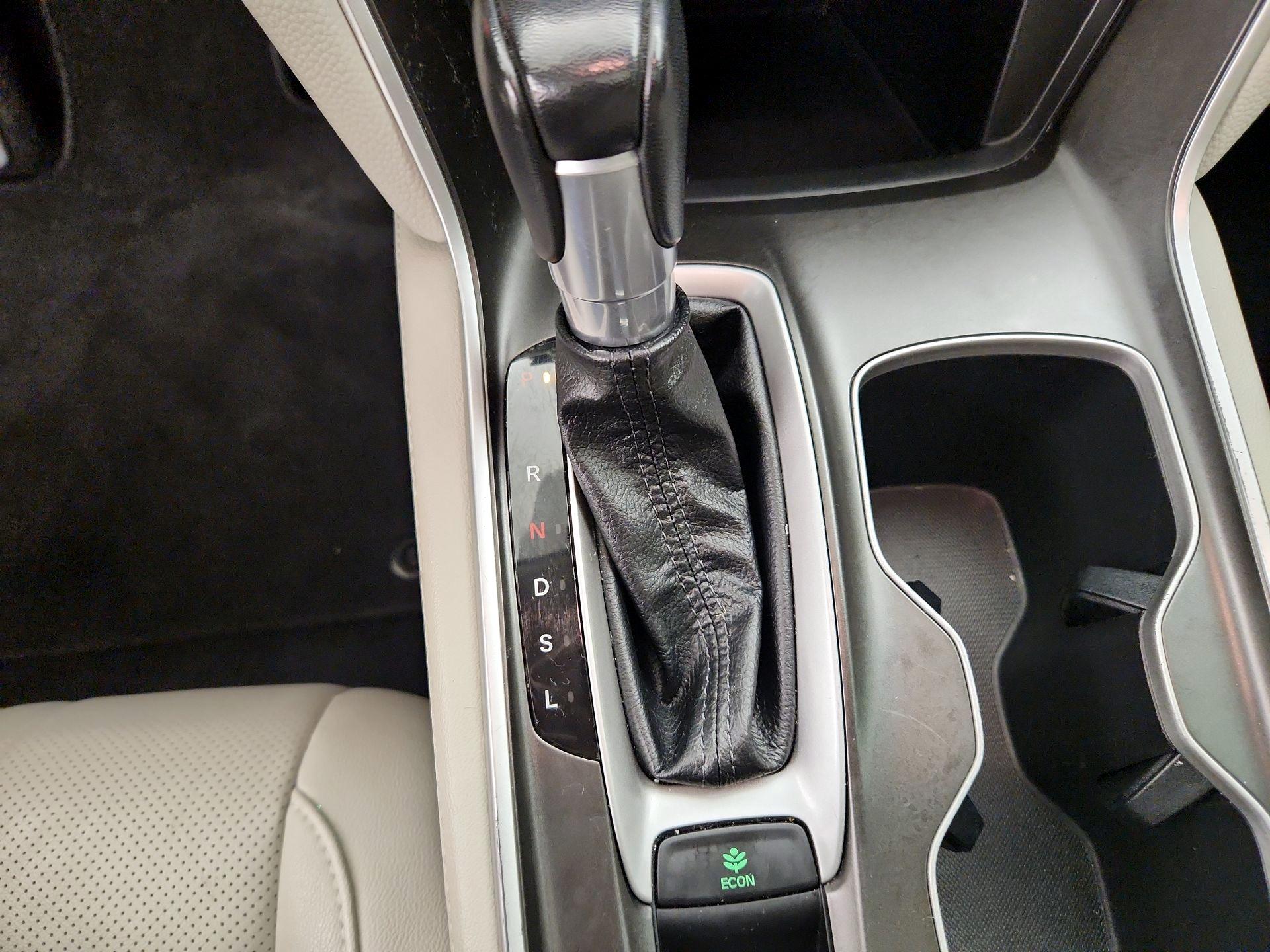 Thumbnail: 2019 Honda Accord - 17