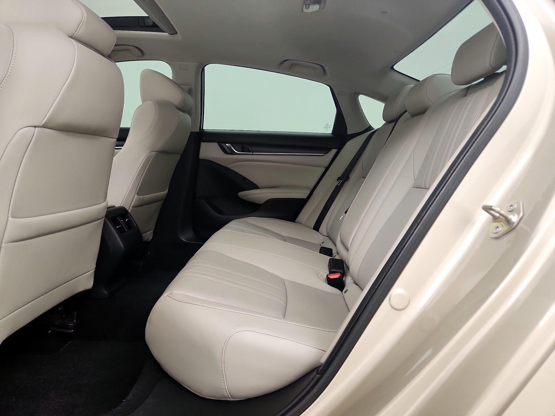 Thumbnail: 2019 Honda Accord - 20