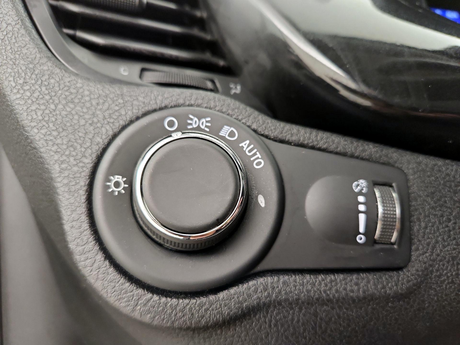 Thumbnail: 2019 Fiat 500X - 13