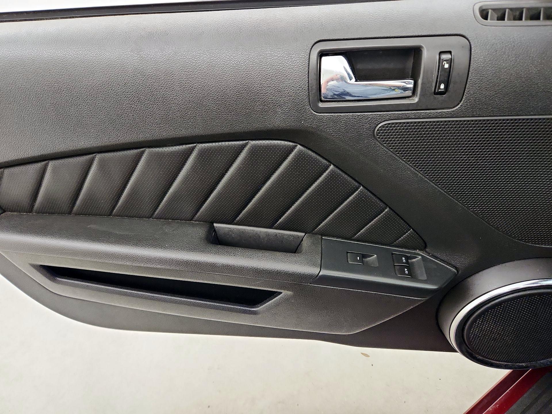 Thumbnail: 2014 Ford Mustang - 12