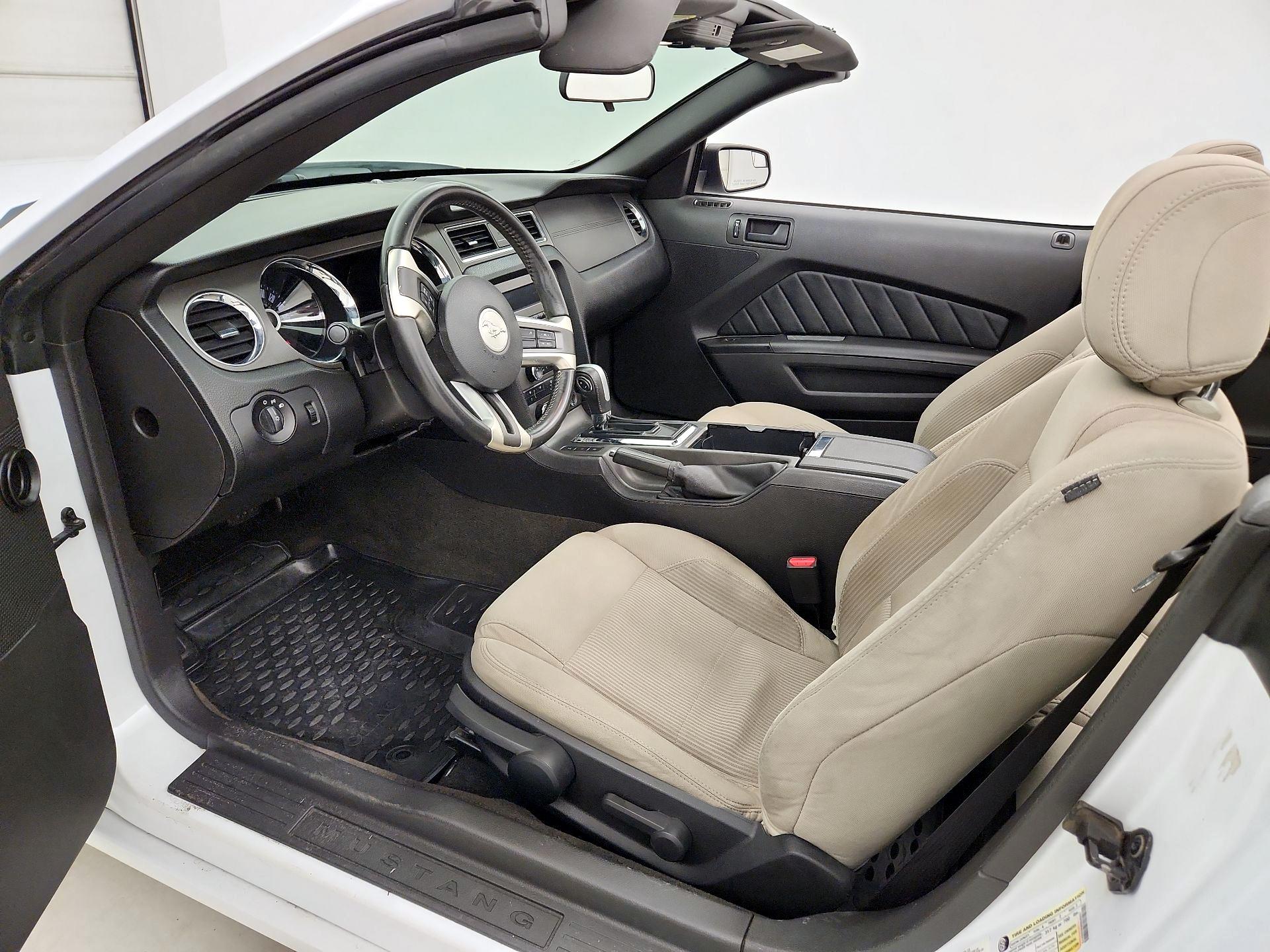 Thumbnail: 2014 Ford Mustang - 11