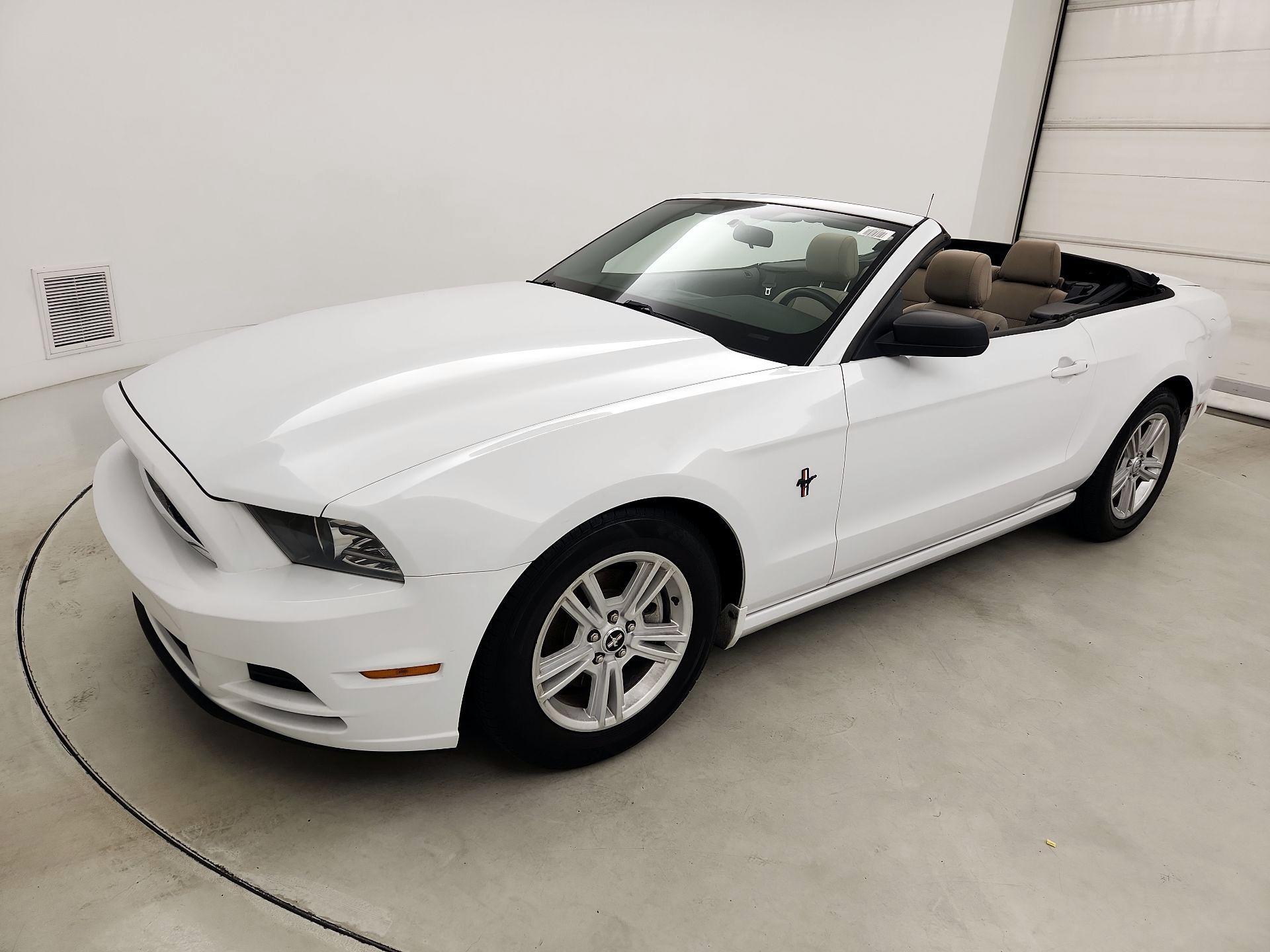 Thumbnail: 2014 Ford Mustang - 18