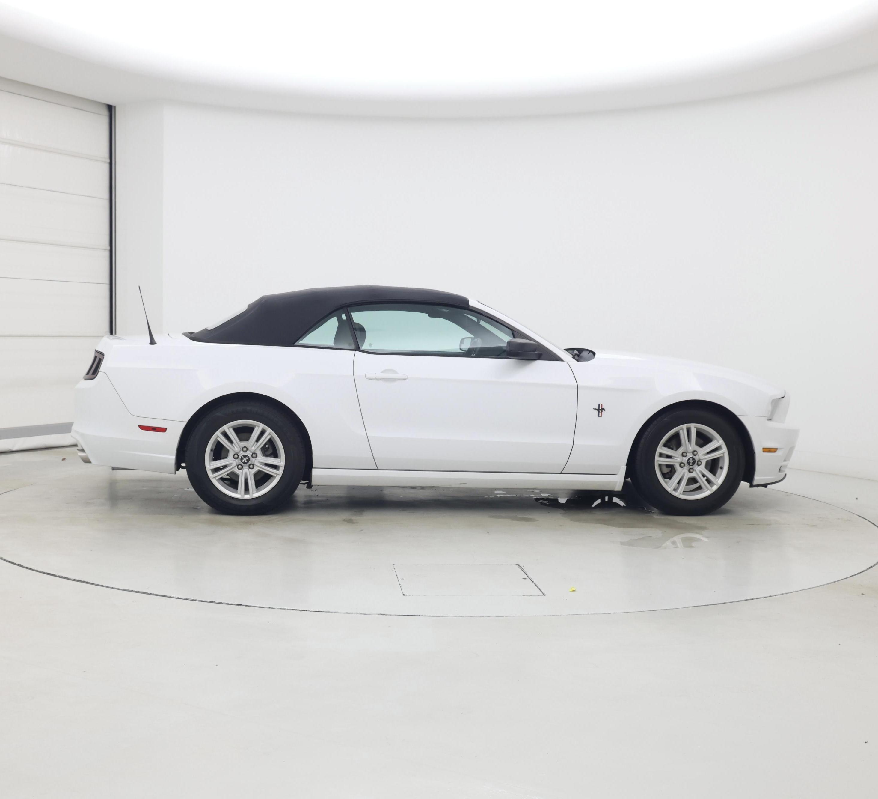 Thumbnail: 2014 Ford Mustang - 7