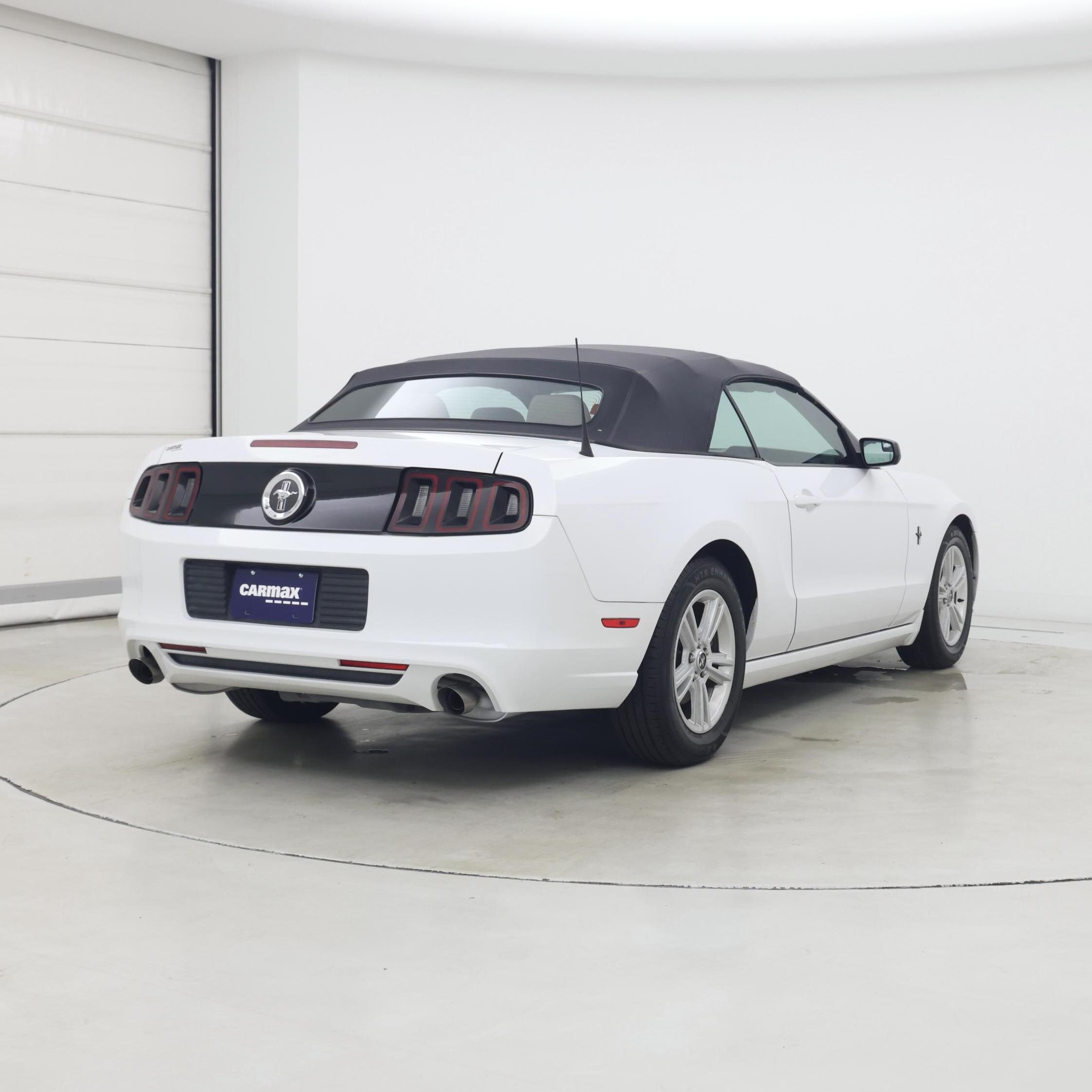 Thumbnail: 2014 Ford Mustang - 8