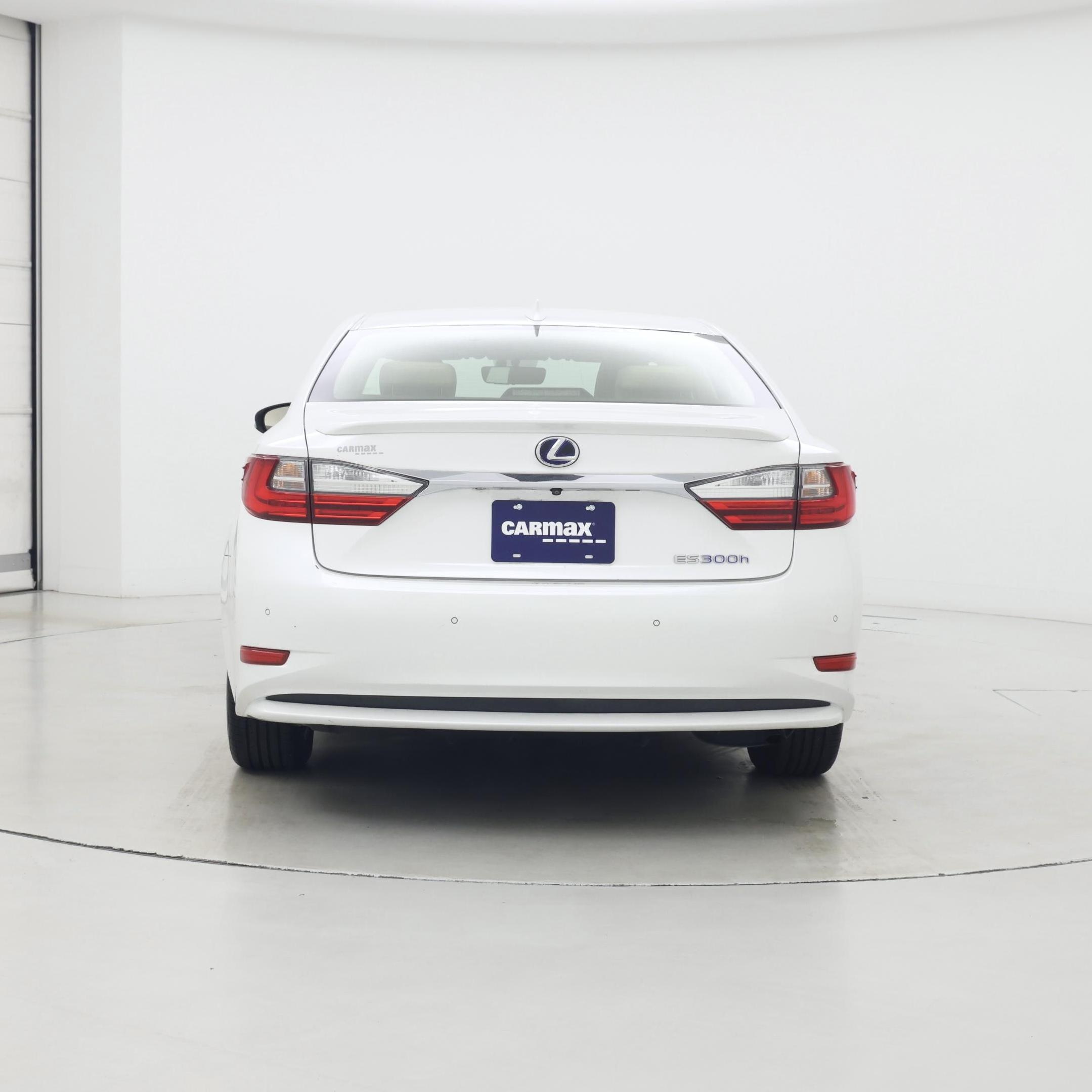 Thumbnail: 2016 Lexus ES - 6
