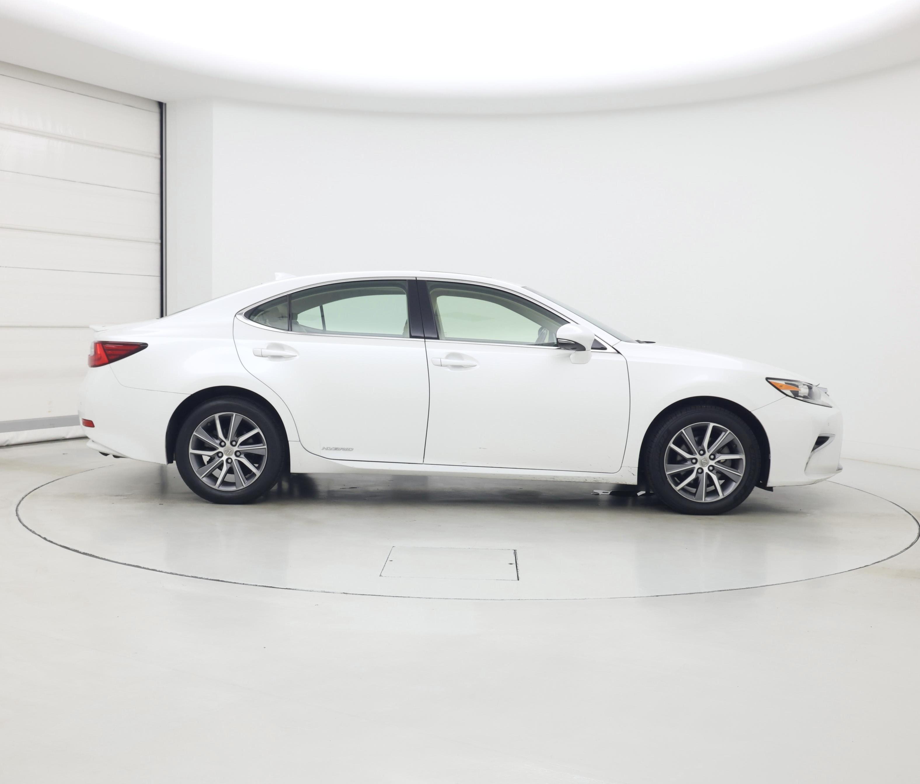 Thumbnail: 2016 Lexus ES - 7