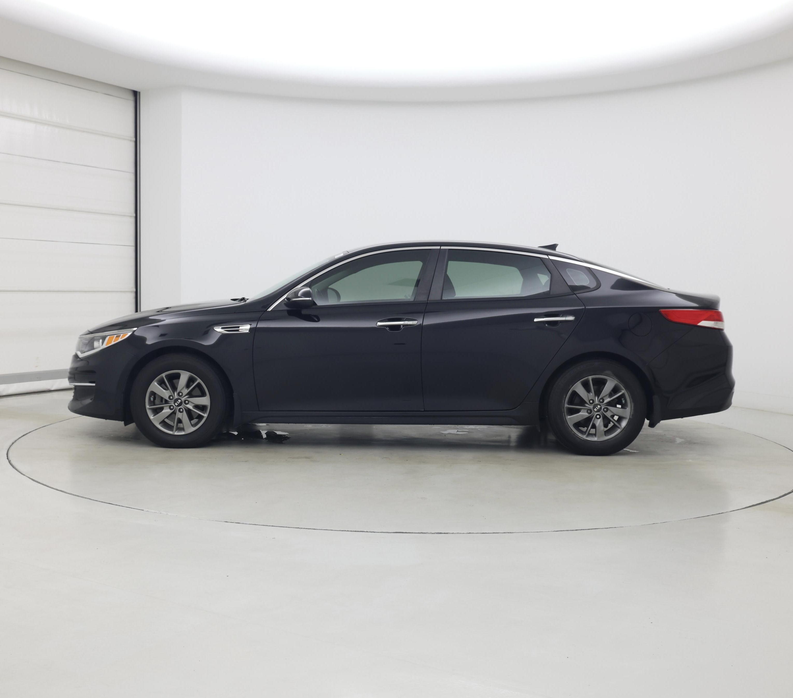 Thumbnail: 2016 Kia Optima - 3