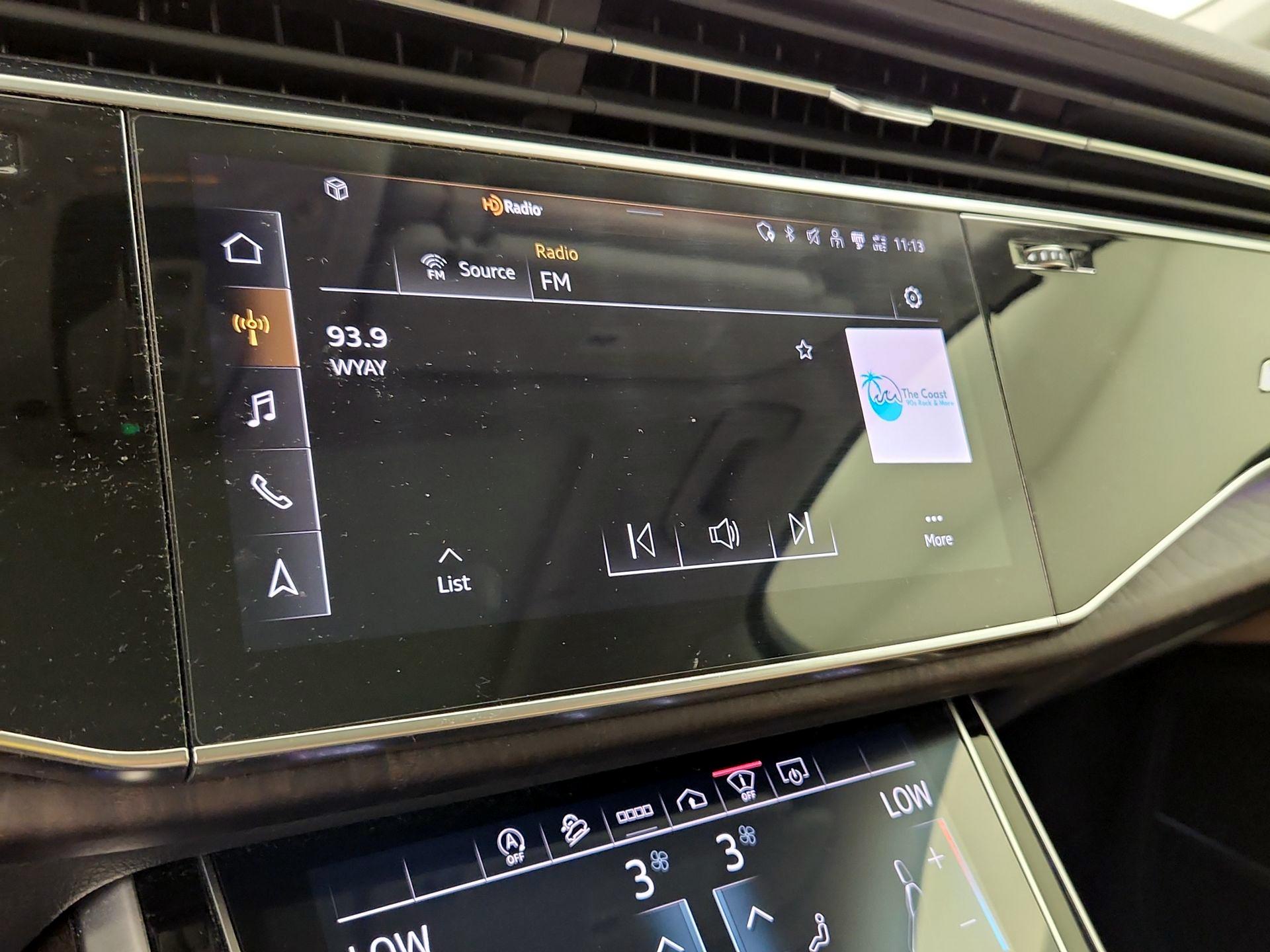 Thumbnail: 2021 Audi Q7 - 16