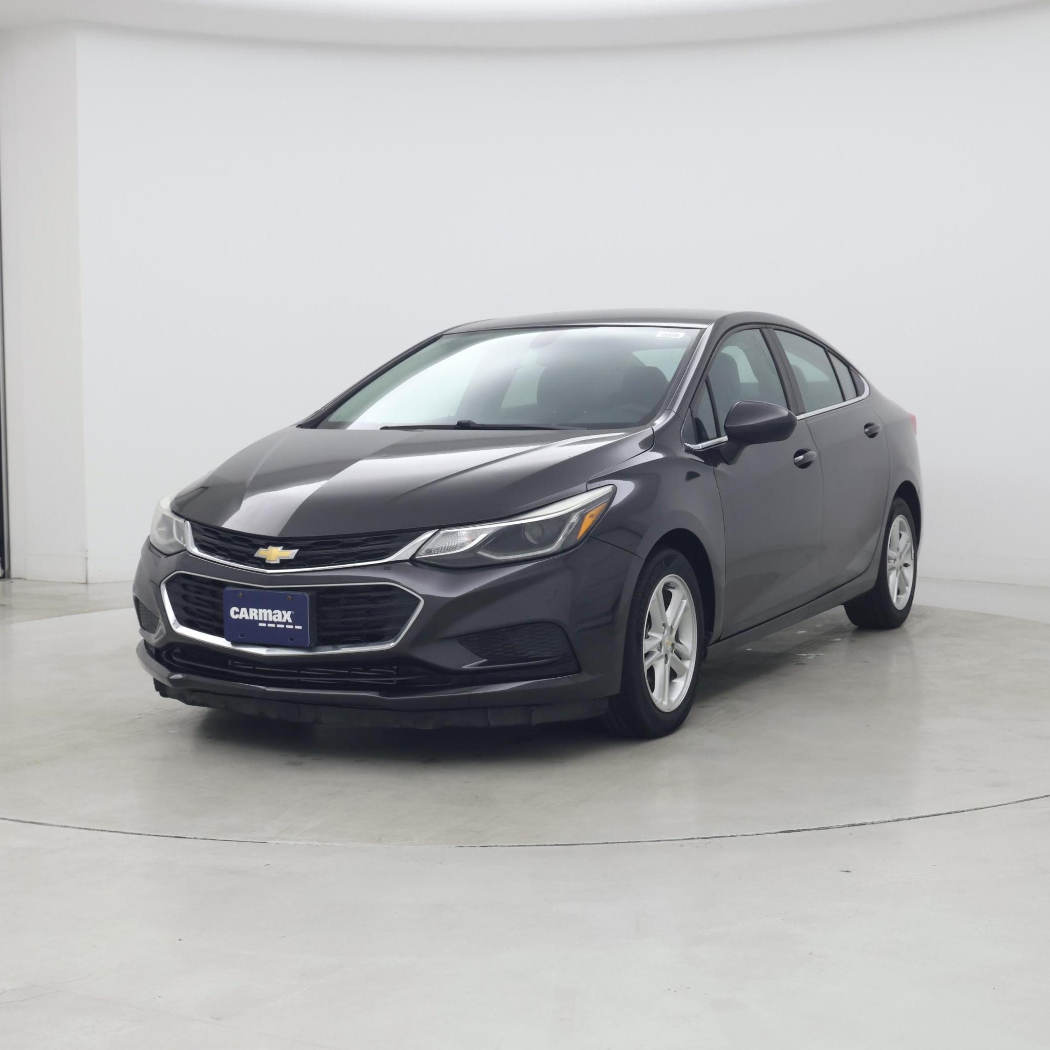 Thumbnail: 2017 Chevrolet Cruze - 4