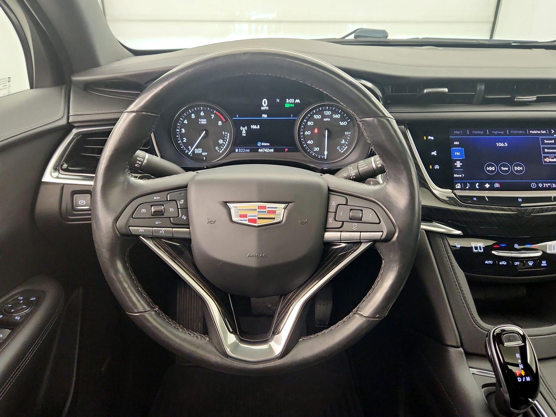 Thumbnail: 2020 Cadillac XT6 - 10