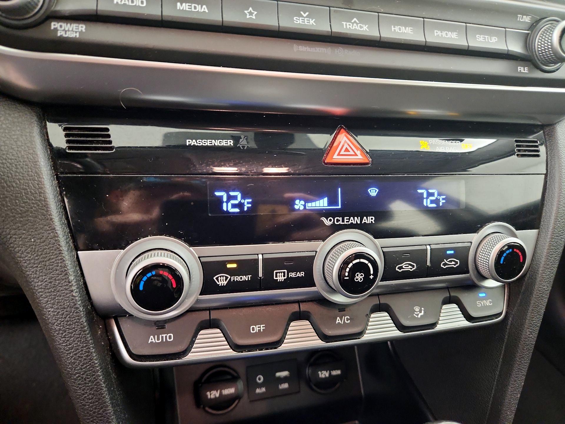 Thumbnail: 2020 Hyundai Elantra - 16