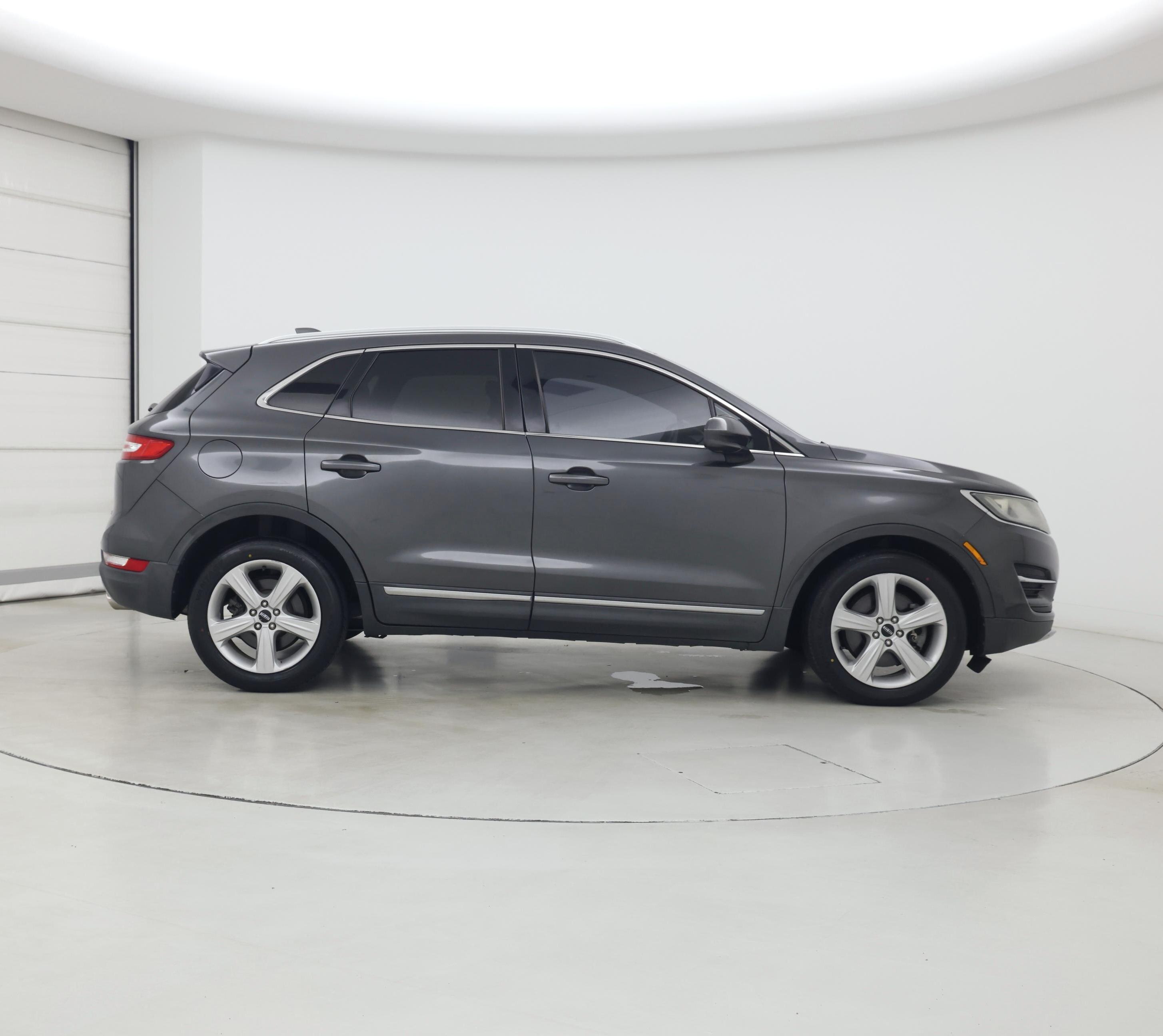 Thumbnail: 2017 Lincoln MKC - 7