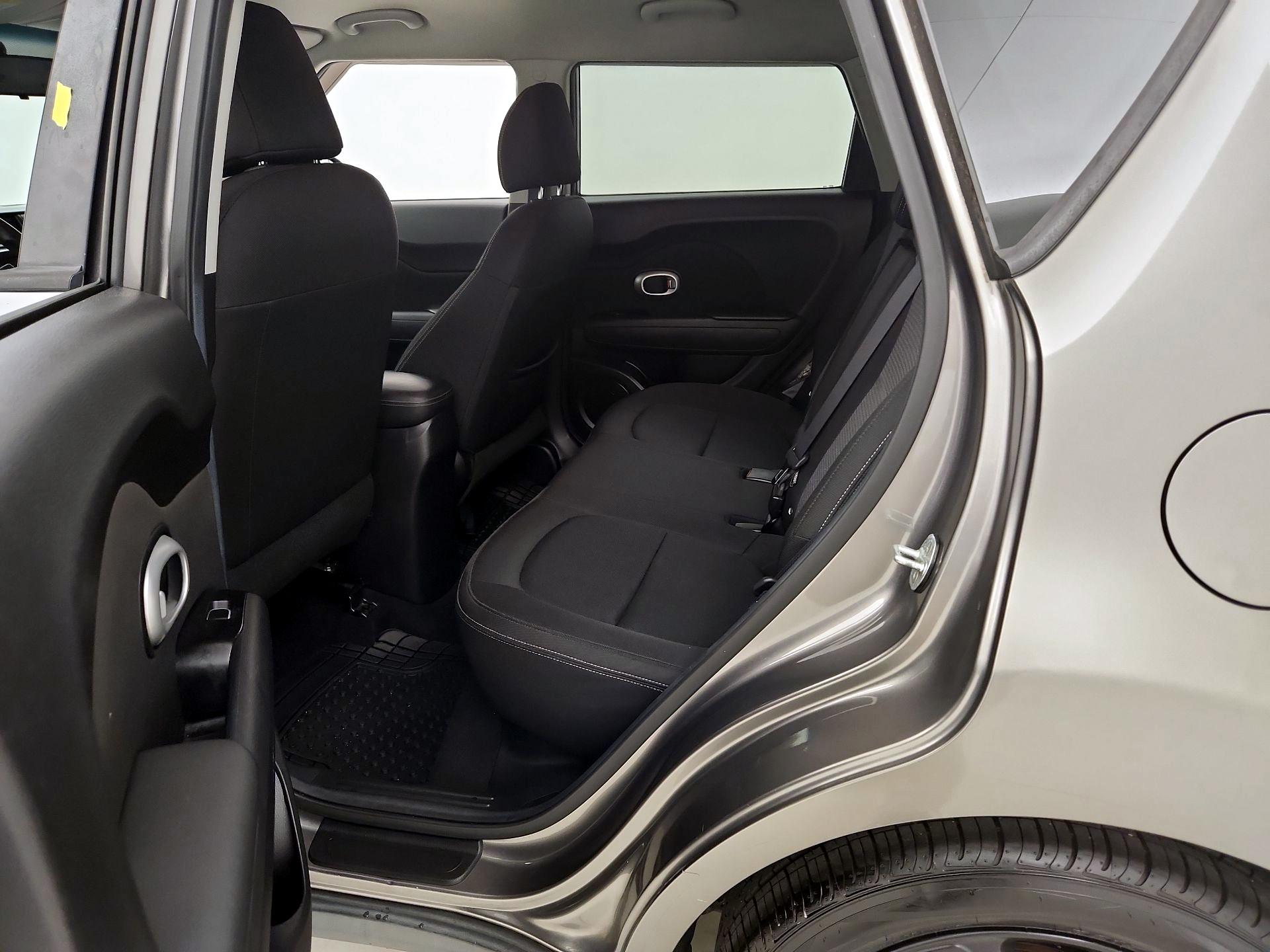 Thumbnail: 2017 Kia Soul - 19