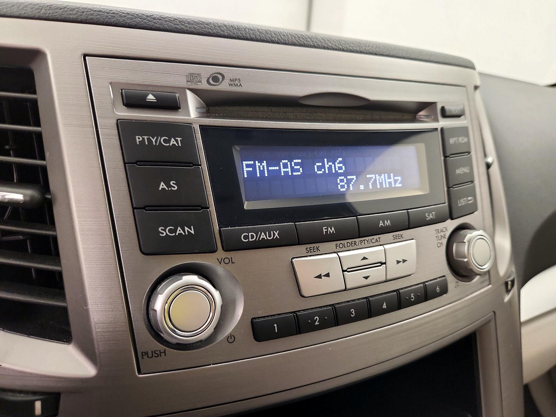 Thumbnail: 2014 Subaru Outback - 14