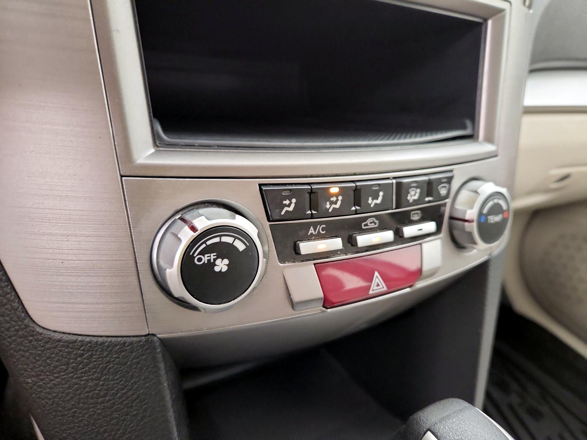 Thumbnail: 2014 Subaru Outback - 15