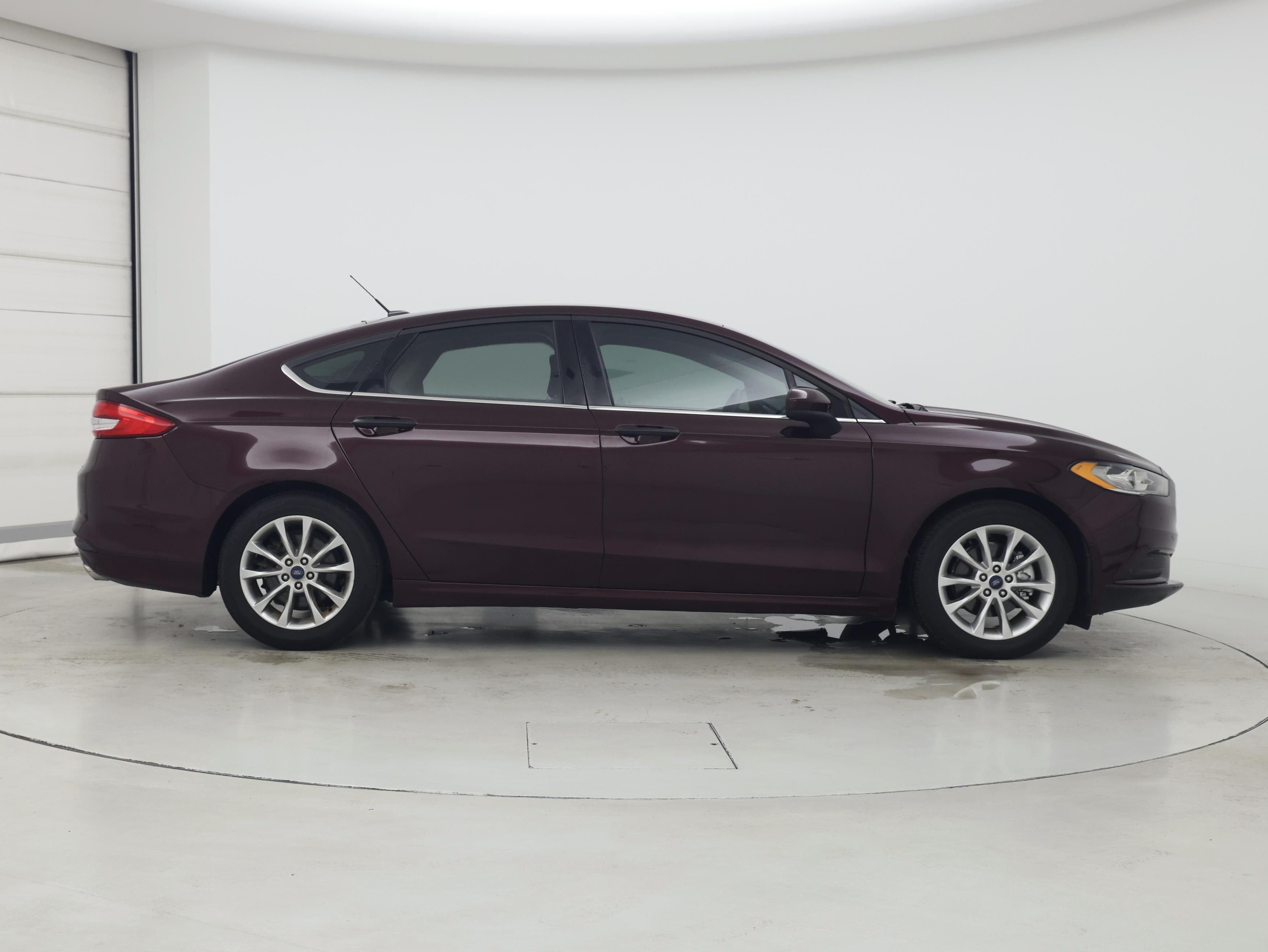 Thumbnail: 2017 Ford Fusion - 7