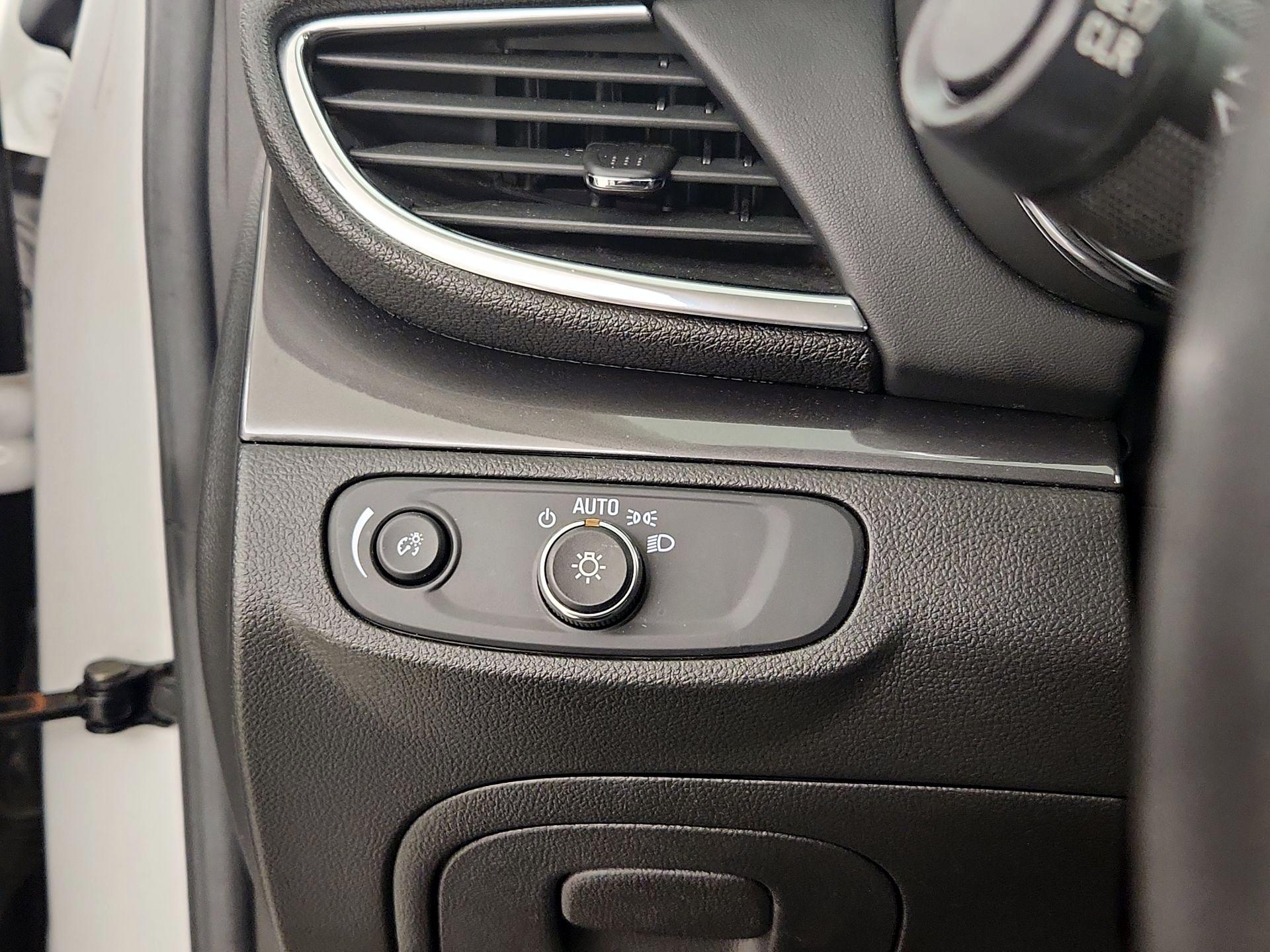 Thumbnail: 2020 Buick Encore - 13