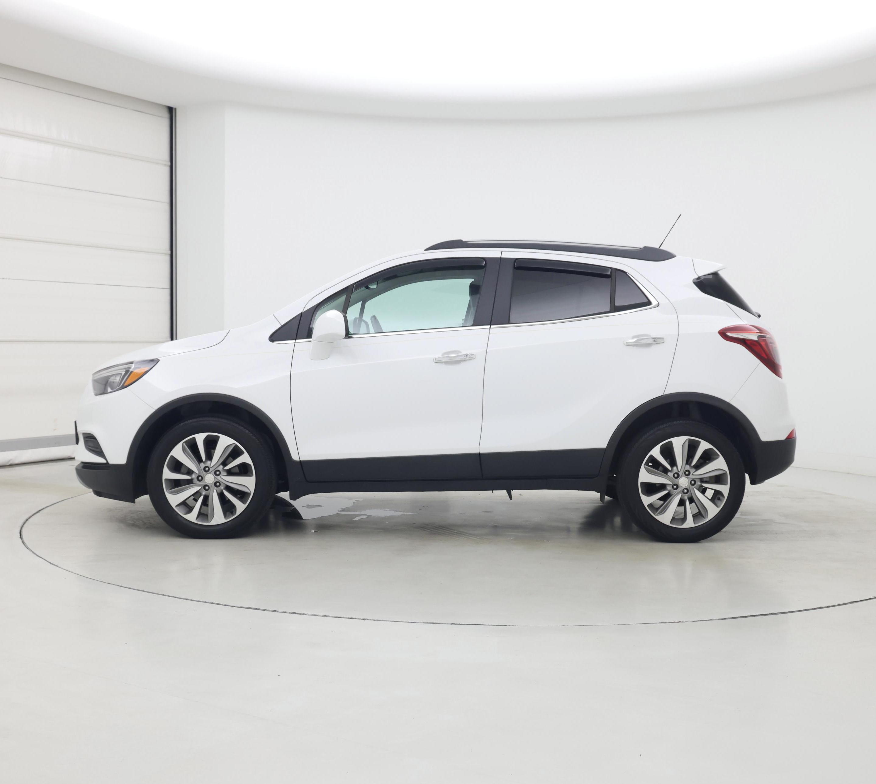 Thumbnail: 2020 Buick Encore - 3