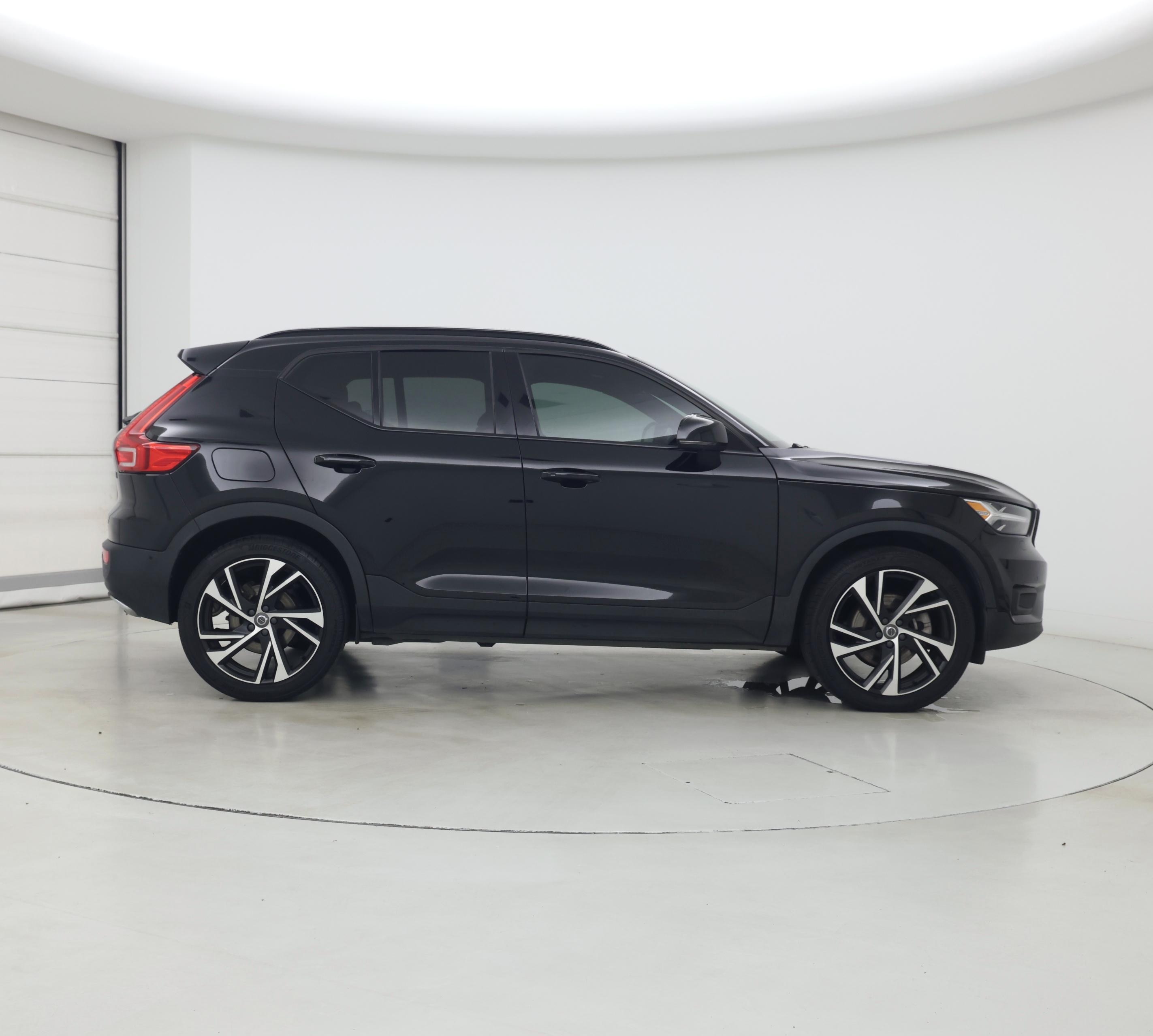 Thumbnail: 2019 Volvo XC40 - 7