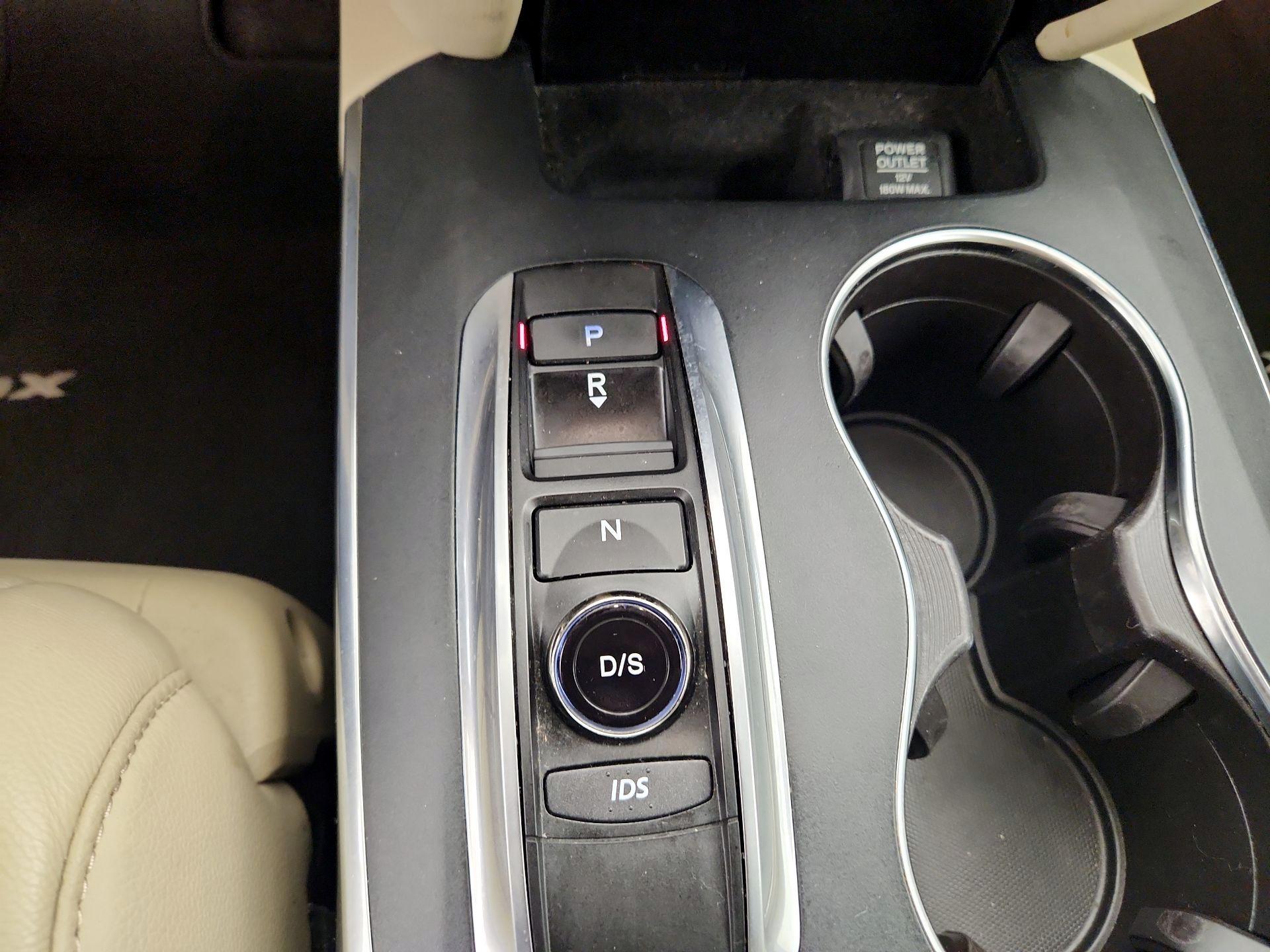 Thumbnail: 2016 Acura MDX - 17