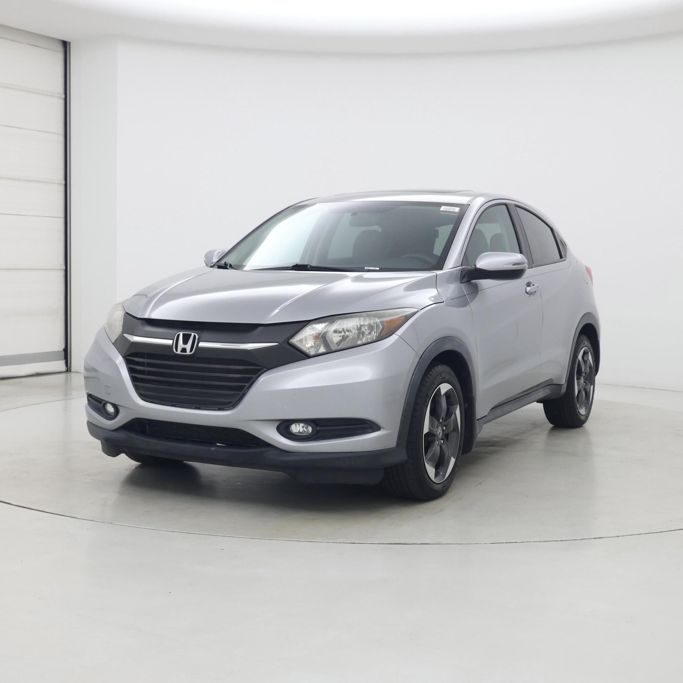 Thumbnail: 2018 Honda HR-V - 4