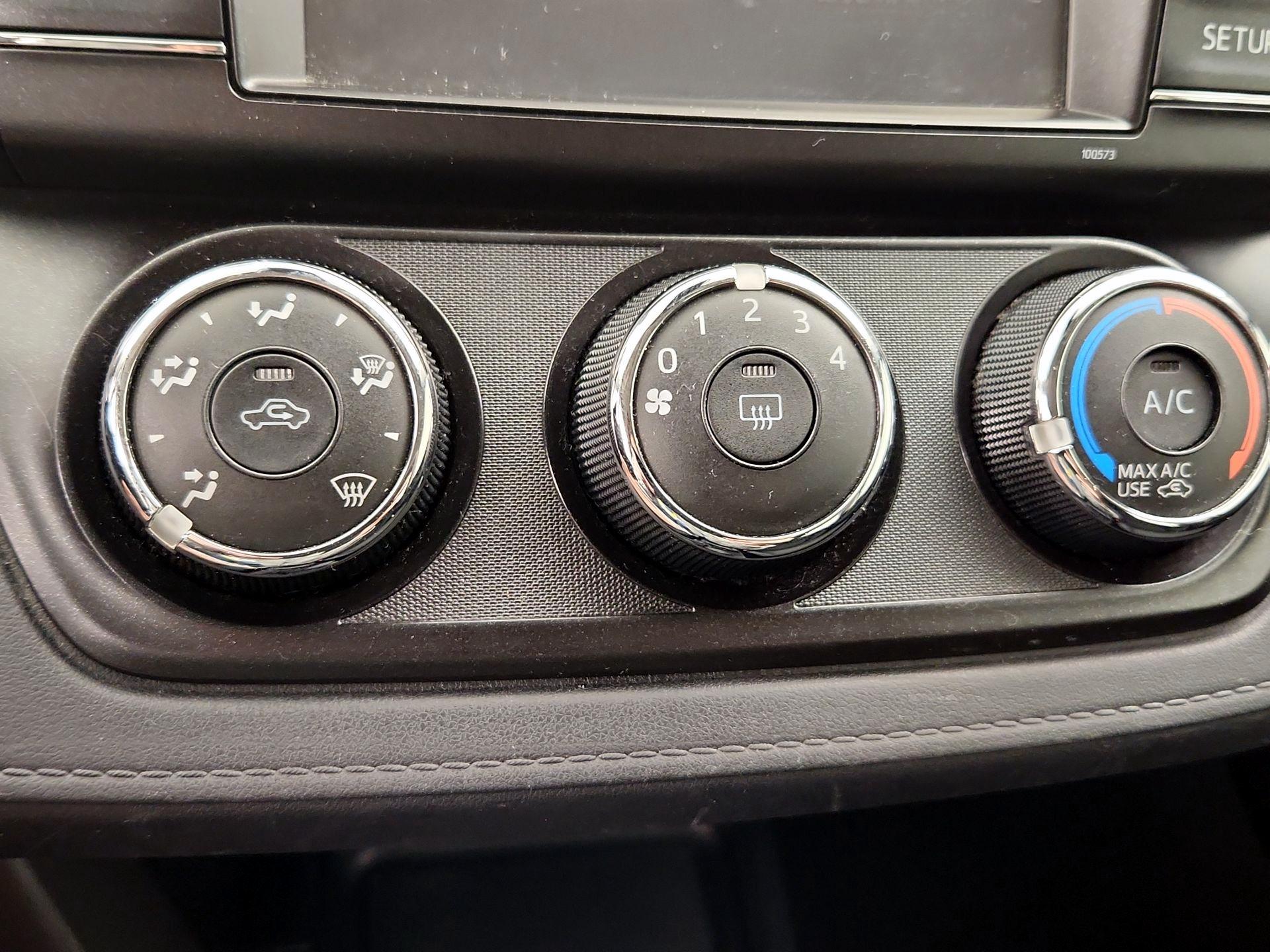 Thumbnail: 2017 Toyota RAV4 - 16
