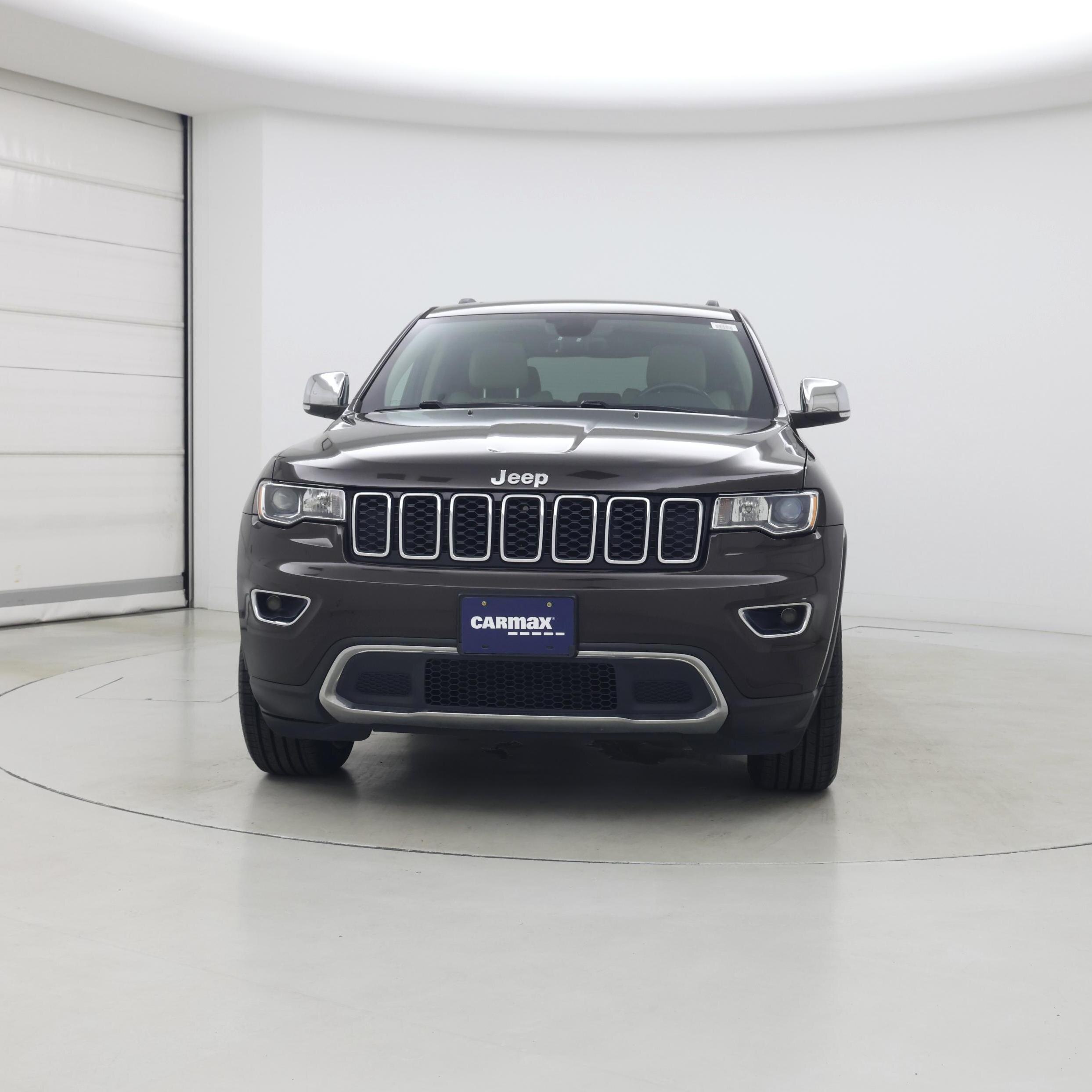 Thumbnail: 2017 Jeep Grand Cherokee - 5