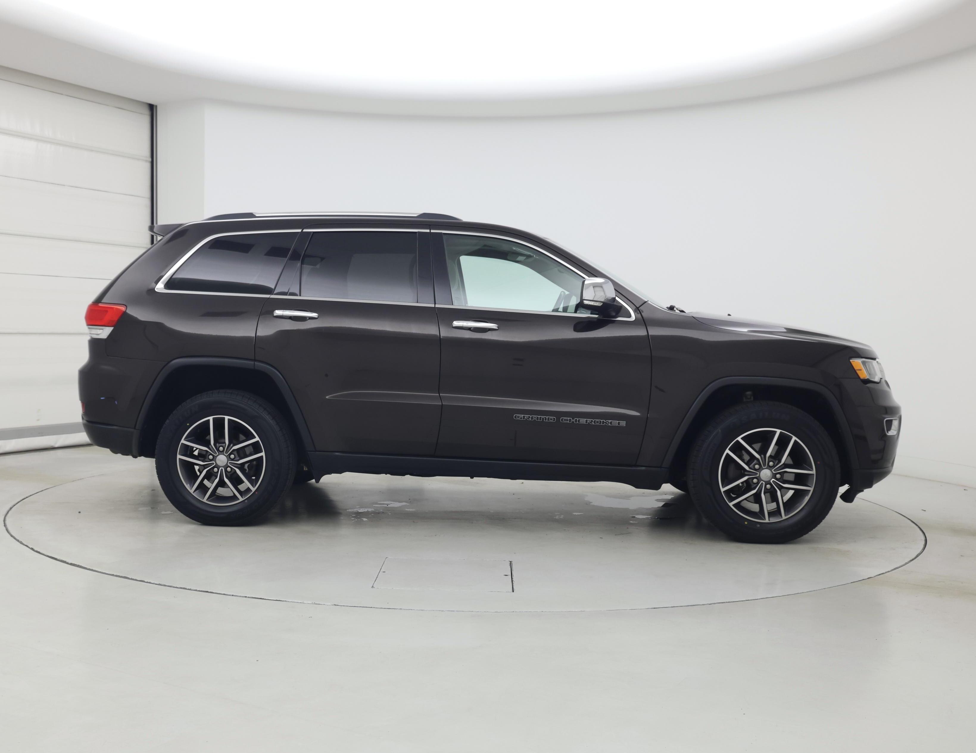 Thumbnail: 2017 Jeep Grand Cherokee - 7