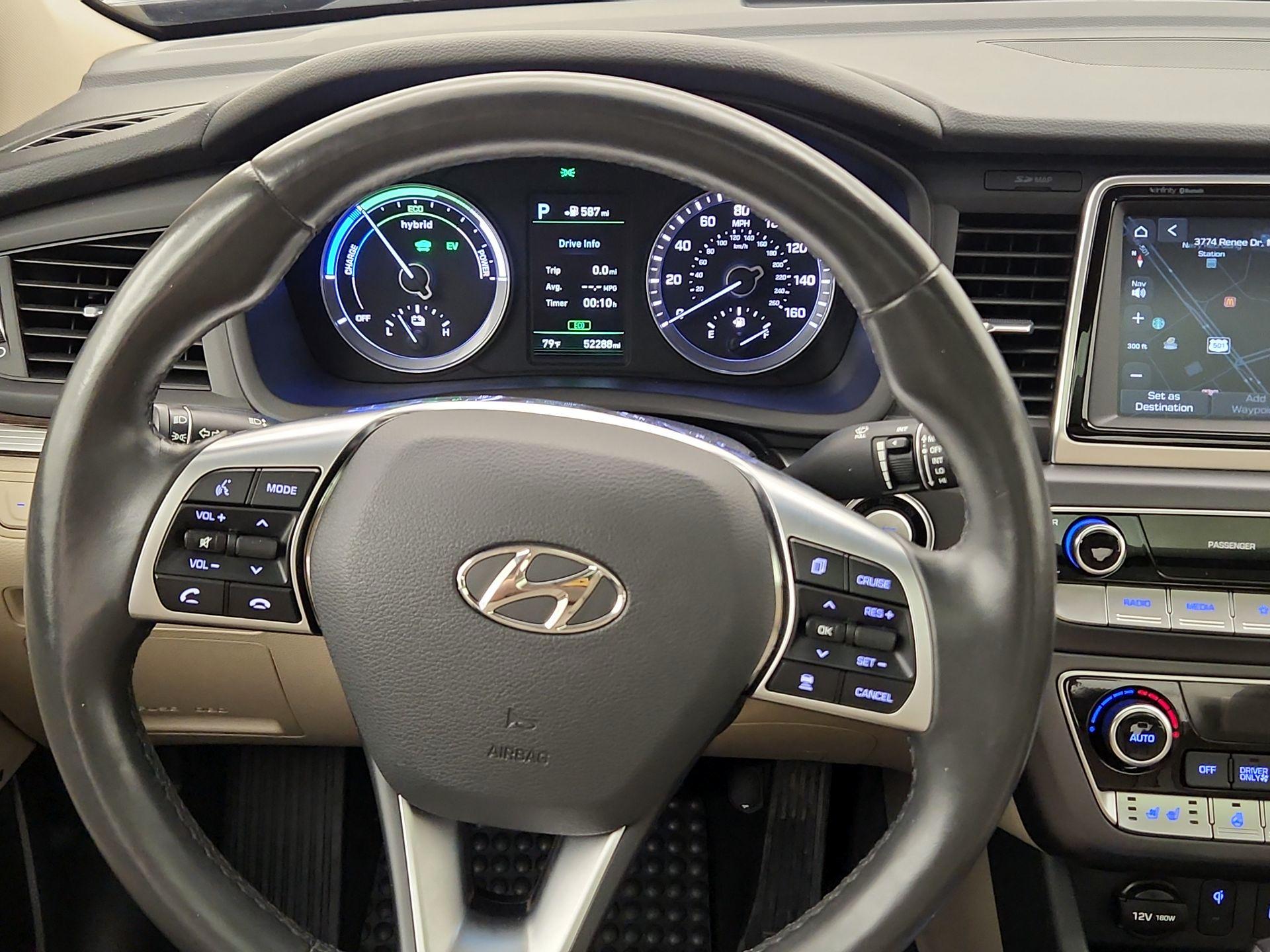 Thumbnail: 2019 Hyundai Sonata - 10