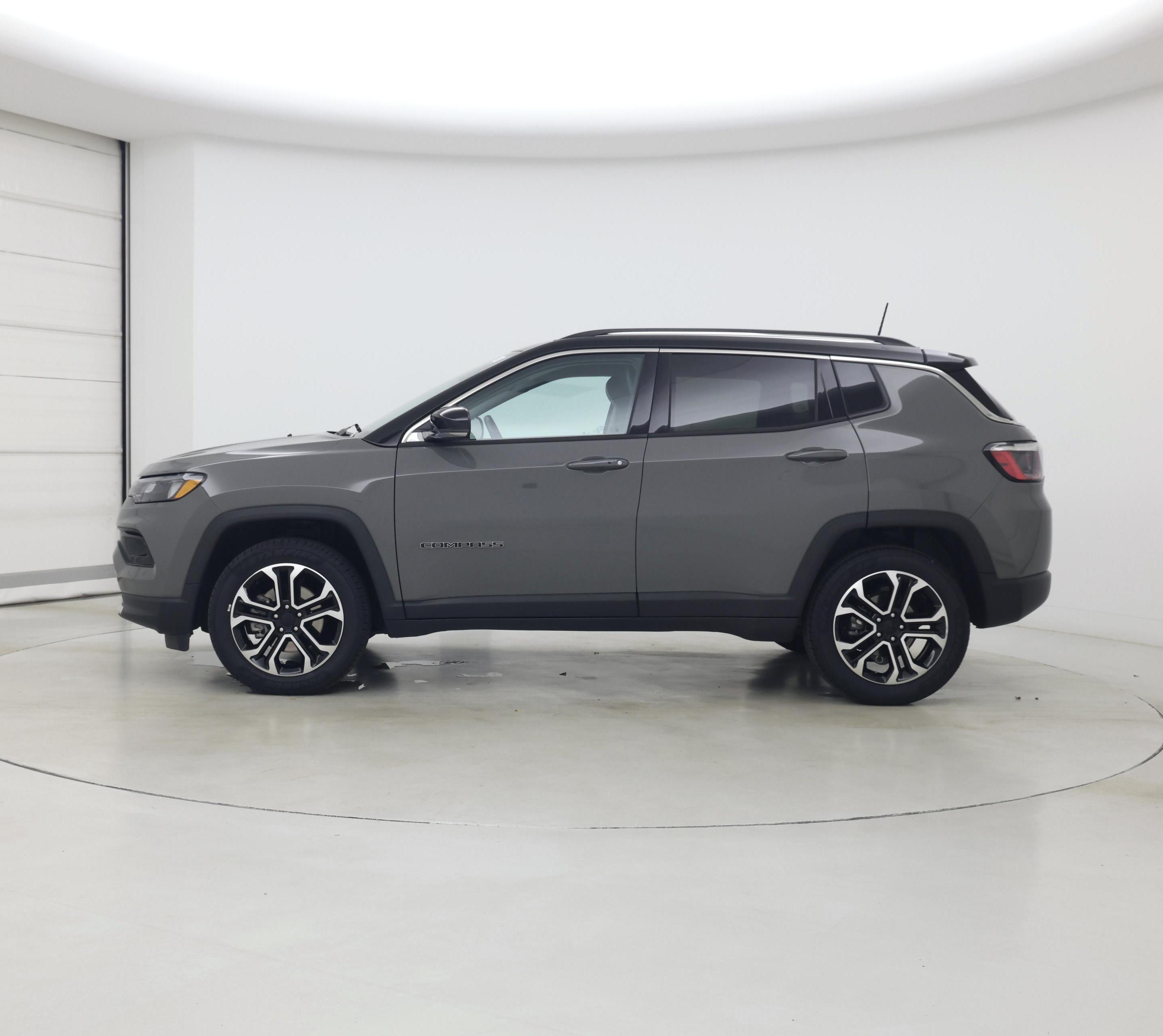 Thumbnail: 2022 Jeep Compass - 3