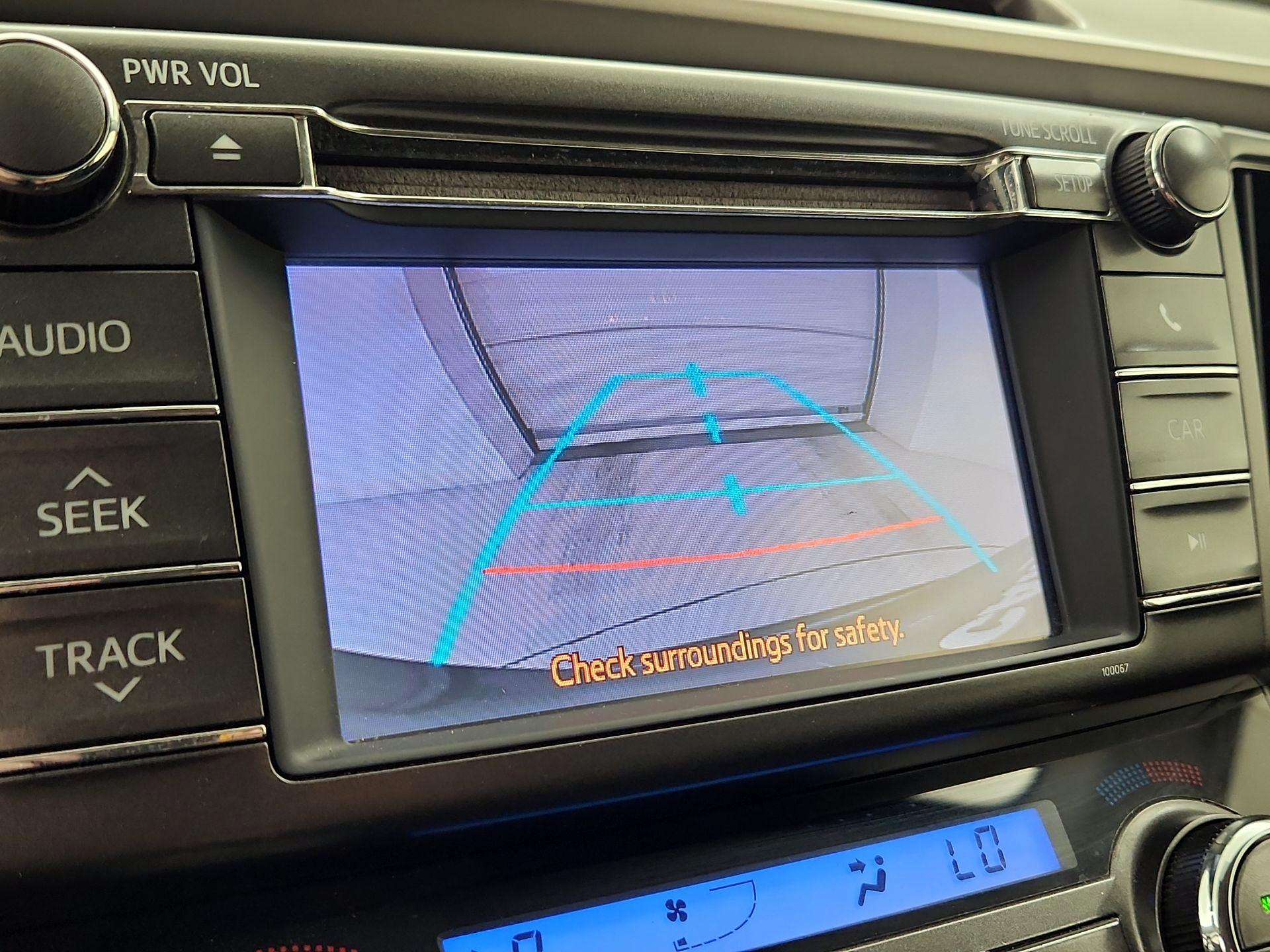 Thumbnail: 2013 Toyota RAV4 - 14