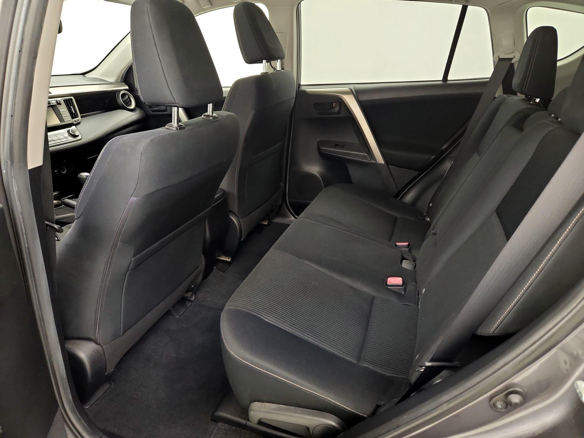Thumbnail: 2013 Toyota RAV4 - 20